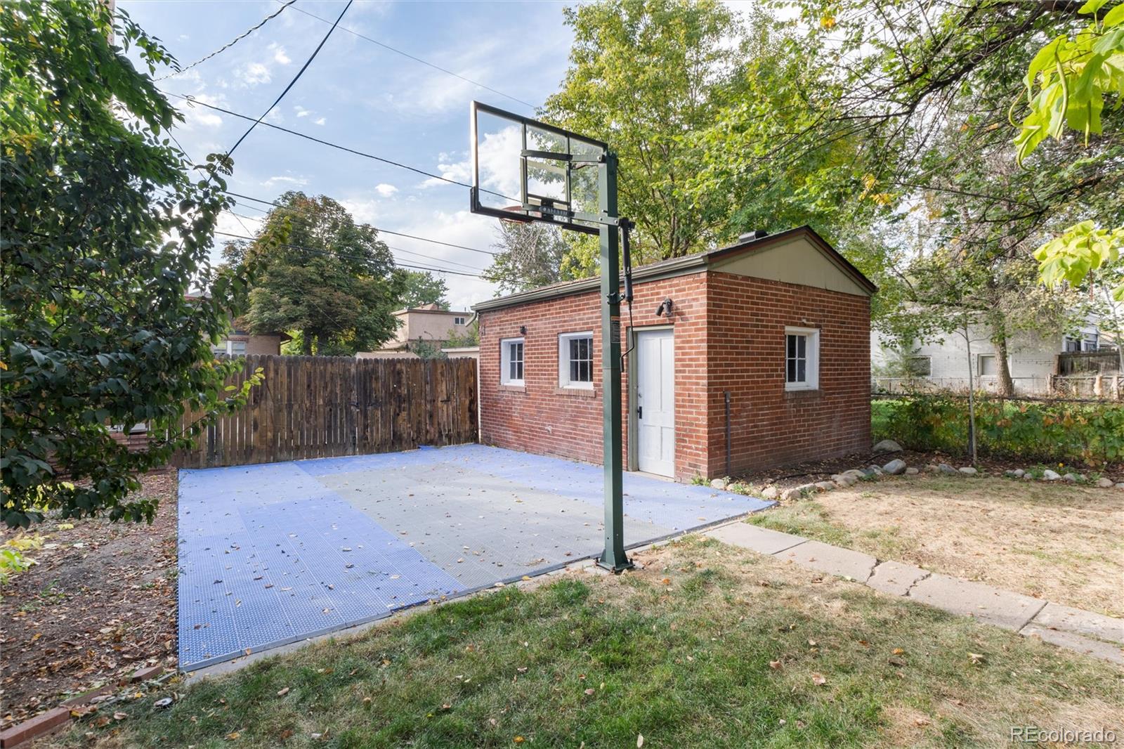 MLS Image #33 for 2235  newton street,denver, Colorado