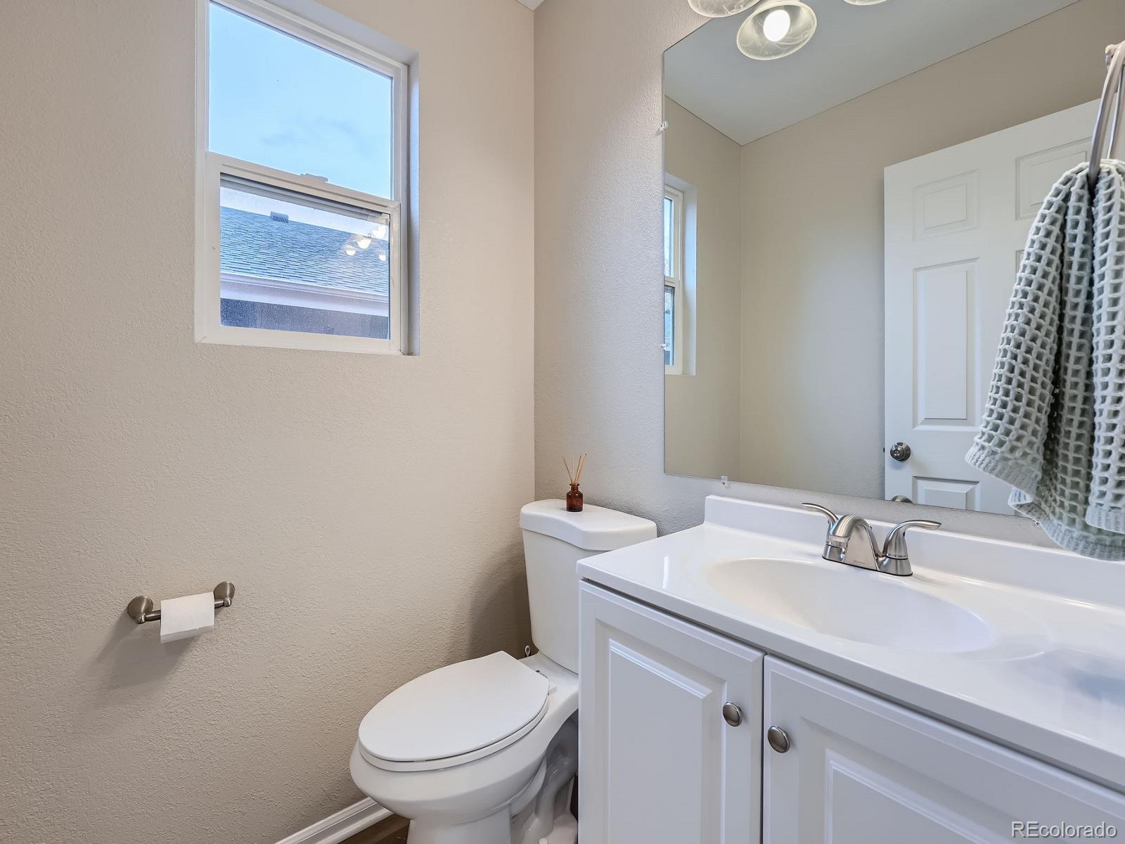 MLS Image #15 for 14328  austin court,broomfield, Colorado