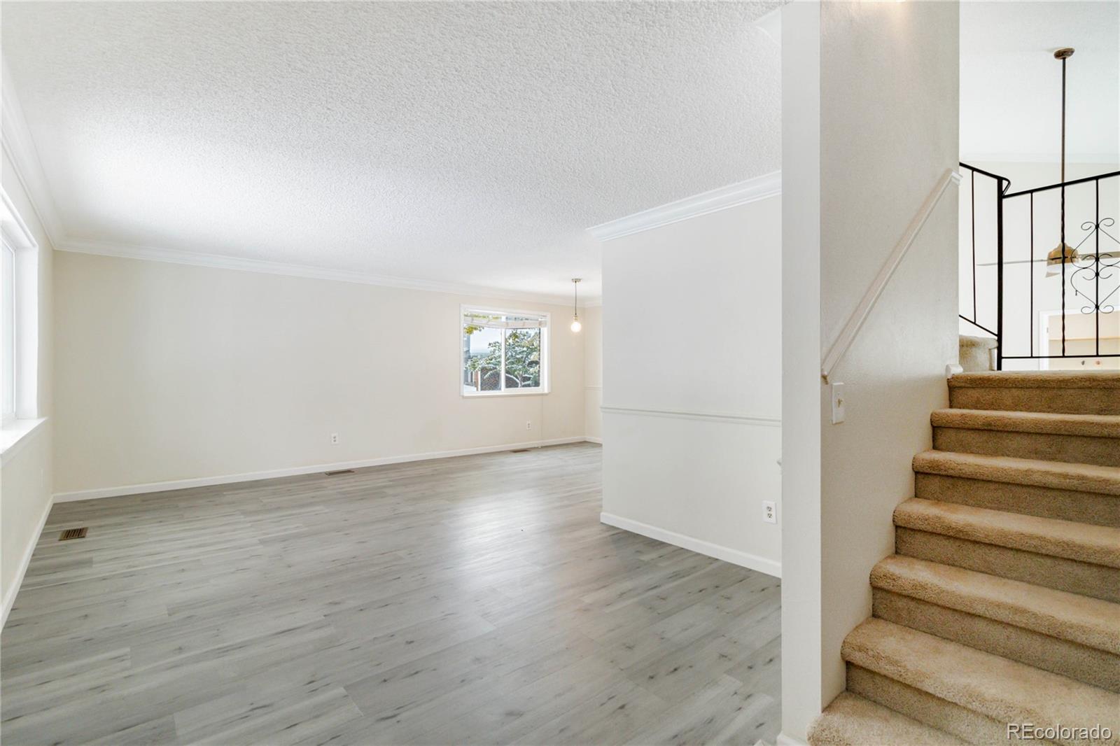 MLS Image #4 for 9212 w arbor avenue,littleton, Colorado