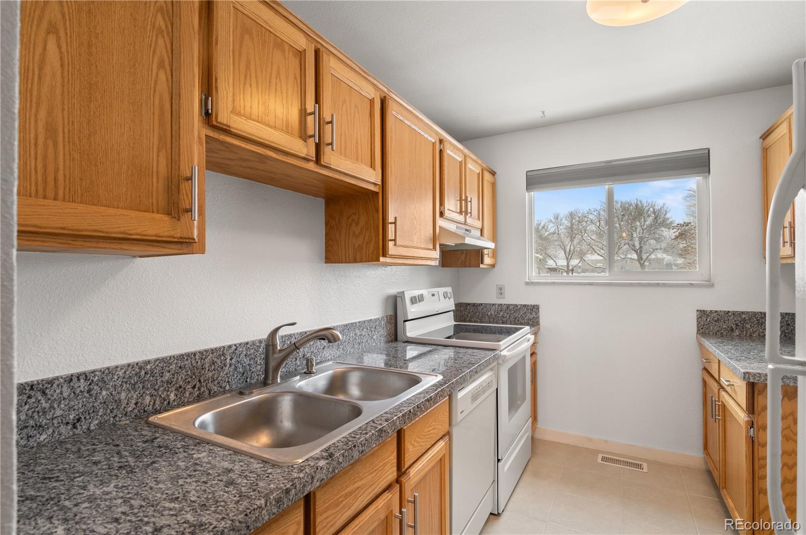 MLS Image #7 for 5711 w 92nd avenue,westminster, Colorado