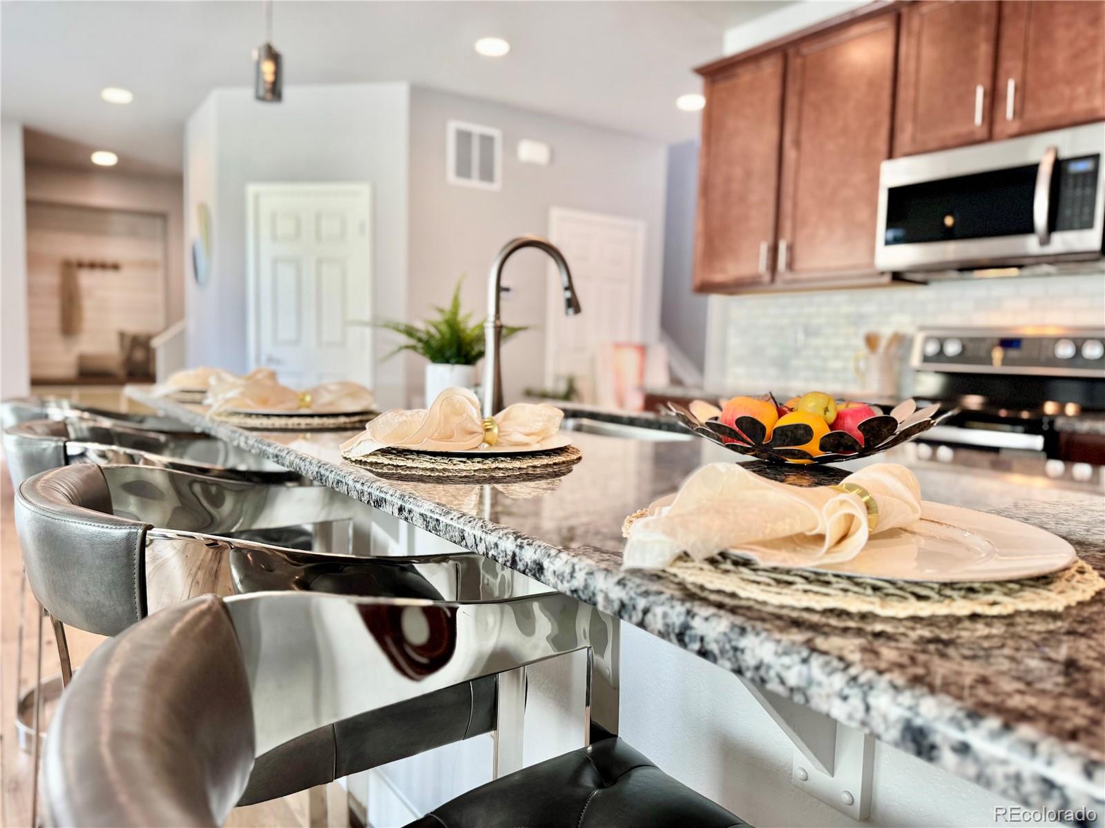MLS Image #10 for 17630 w 94th drive,arvada, Colorado