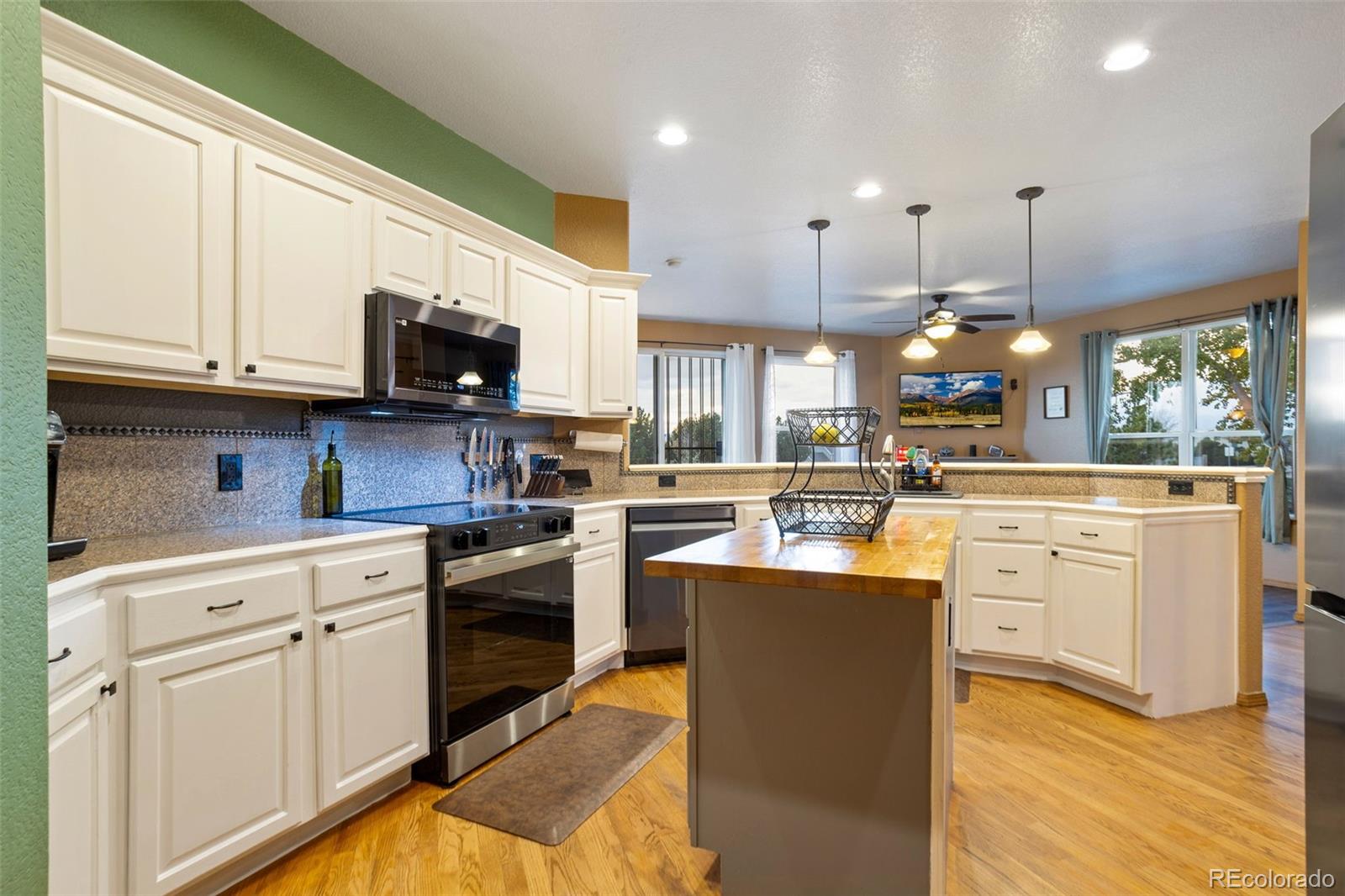 MLS Image #9 for 7652  amberly drive,colorado springs, Colorado