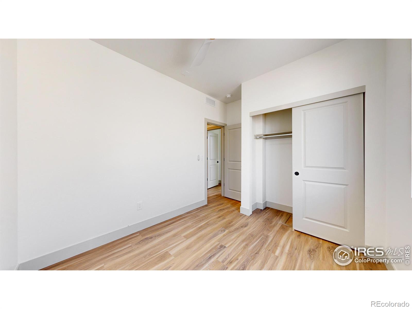 MLS Image #14 for 5024  eliot street,denver, Colorado