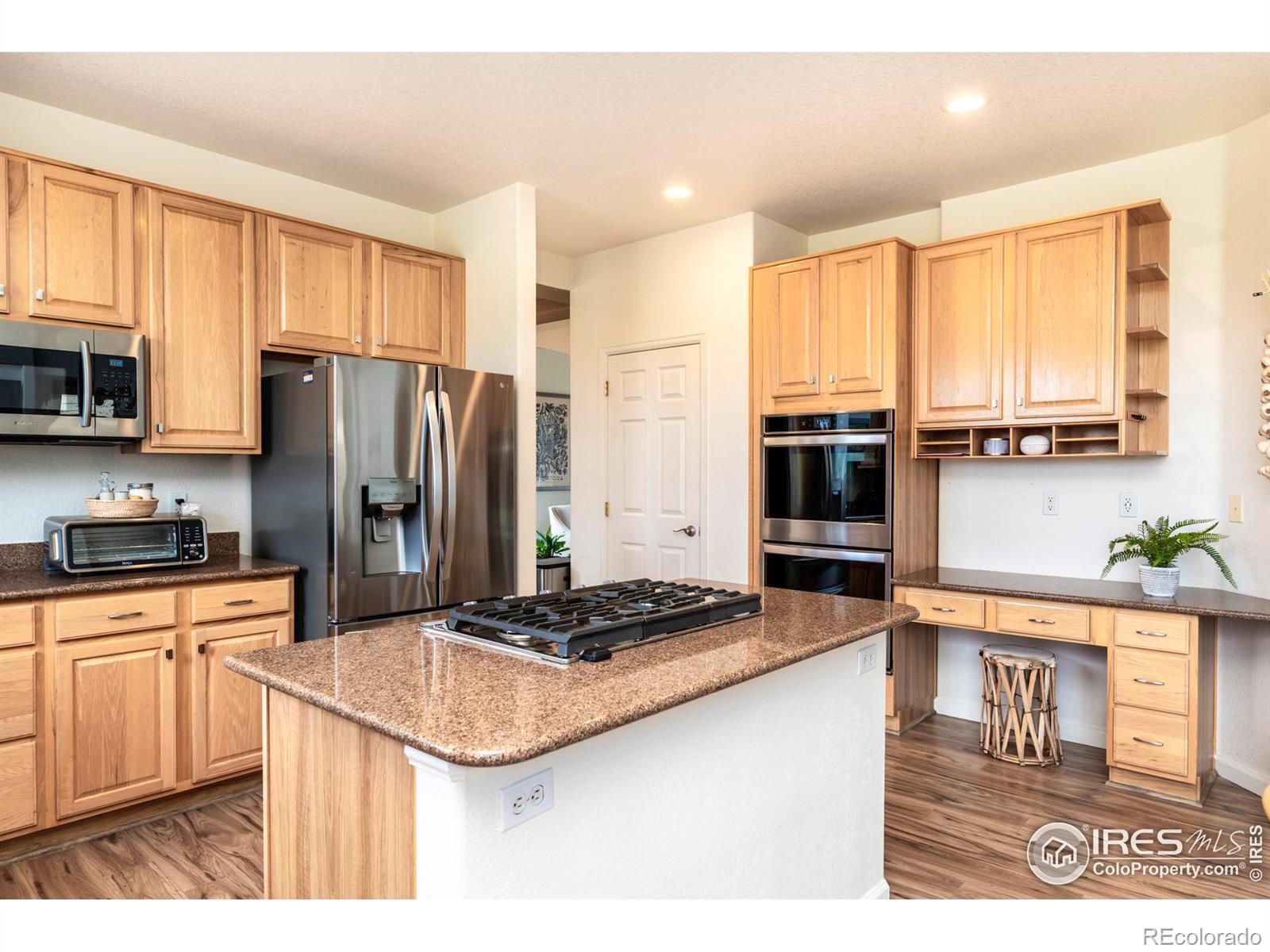 MLS Image #9 for 843  glenarbor circle,longmont, Colorado