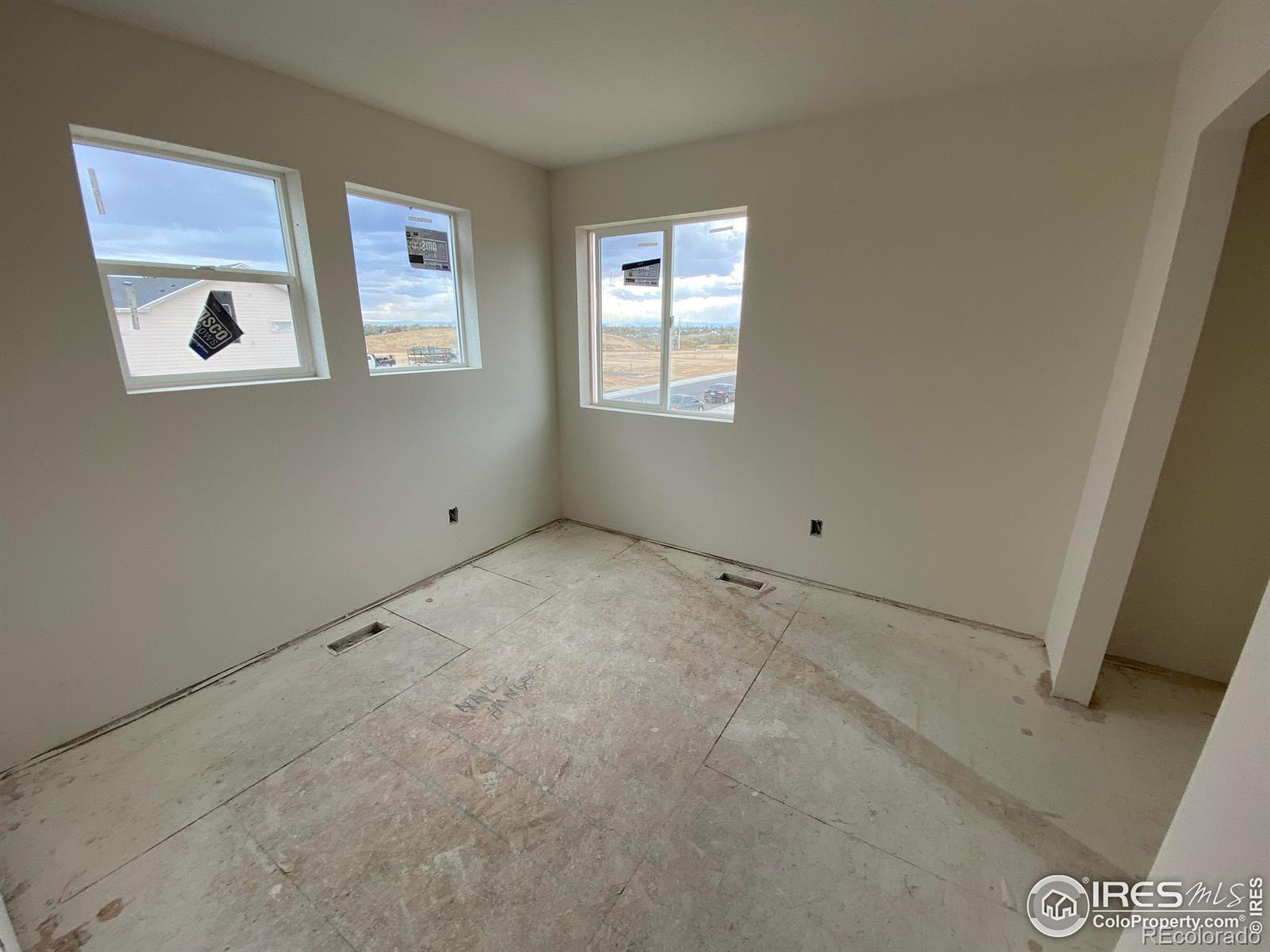 MLS Image #4 for 3805  kobuk street,evans, Colorado