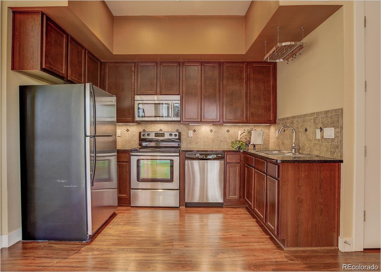 MLS Image #12 for 1488  madison street,denver, Colorado