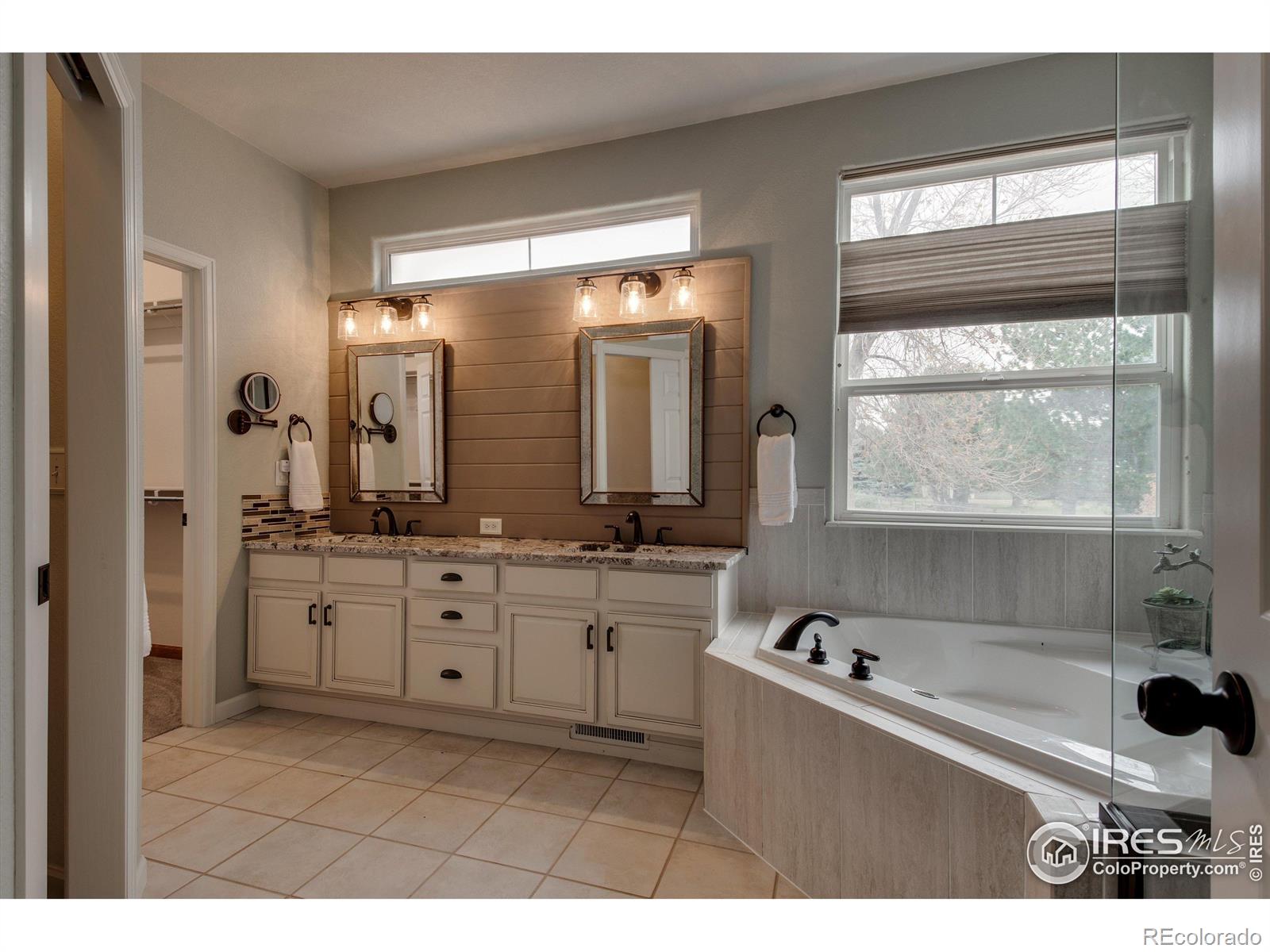 MLS Image #17 for 210  grand view circle,mead, Colorado
