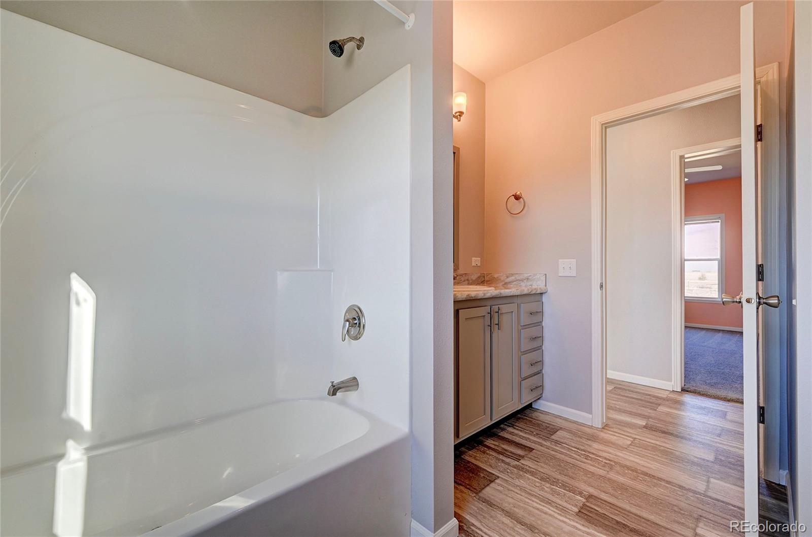 MLS Image #29 for 45148  county road 33 ,pierce, Colorado