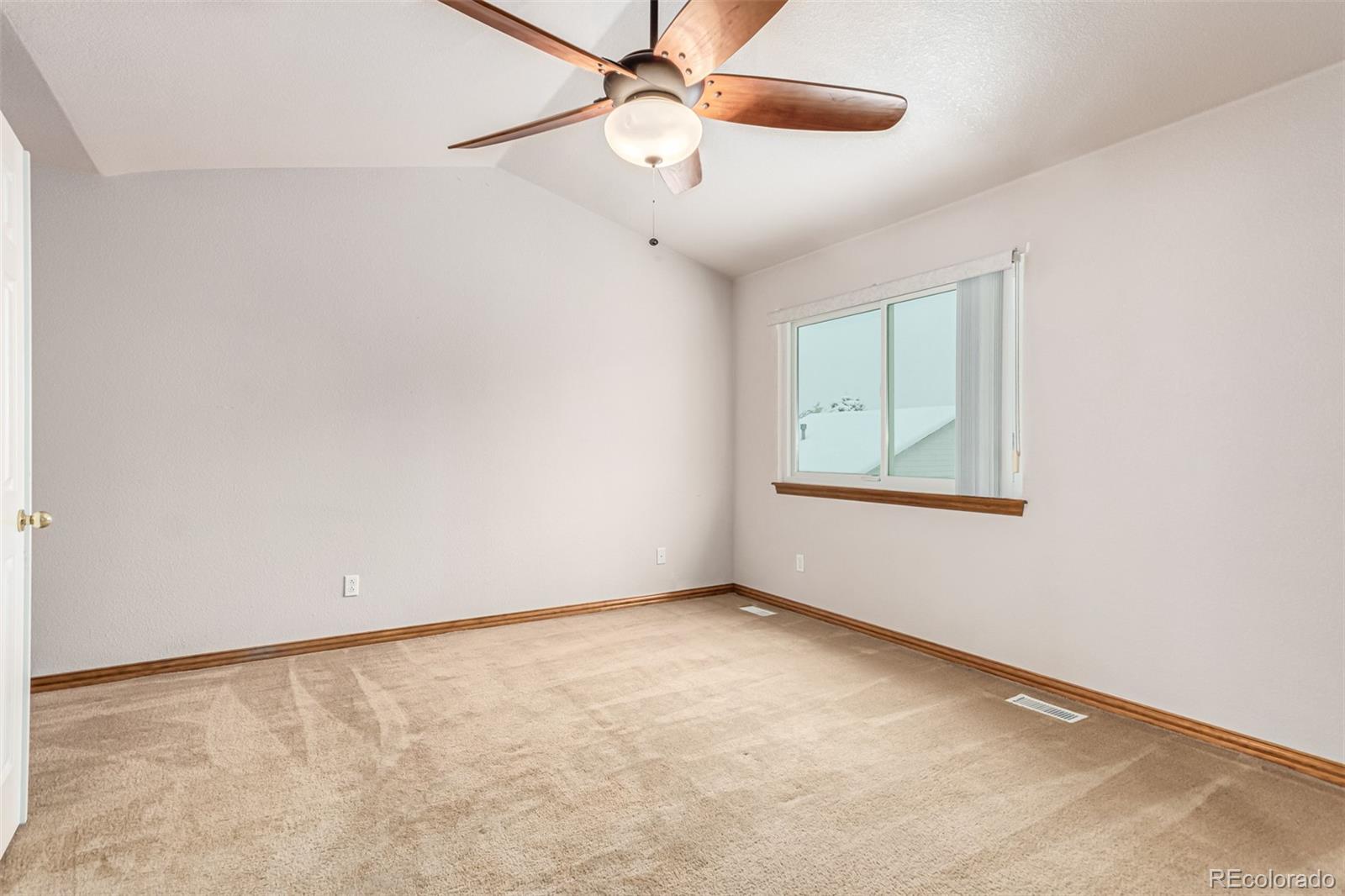 MLS Image #20 for 2950 s tower way,aurora, Colorado