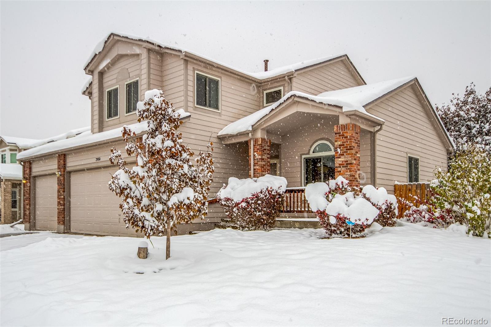 MLS Image #3 for 2950 s tower way,aurora, Colorado