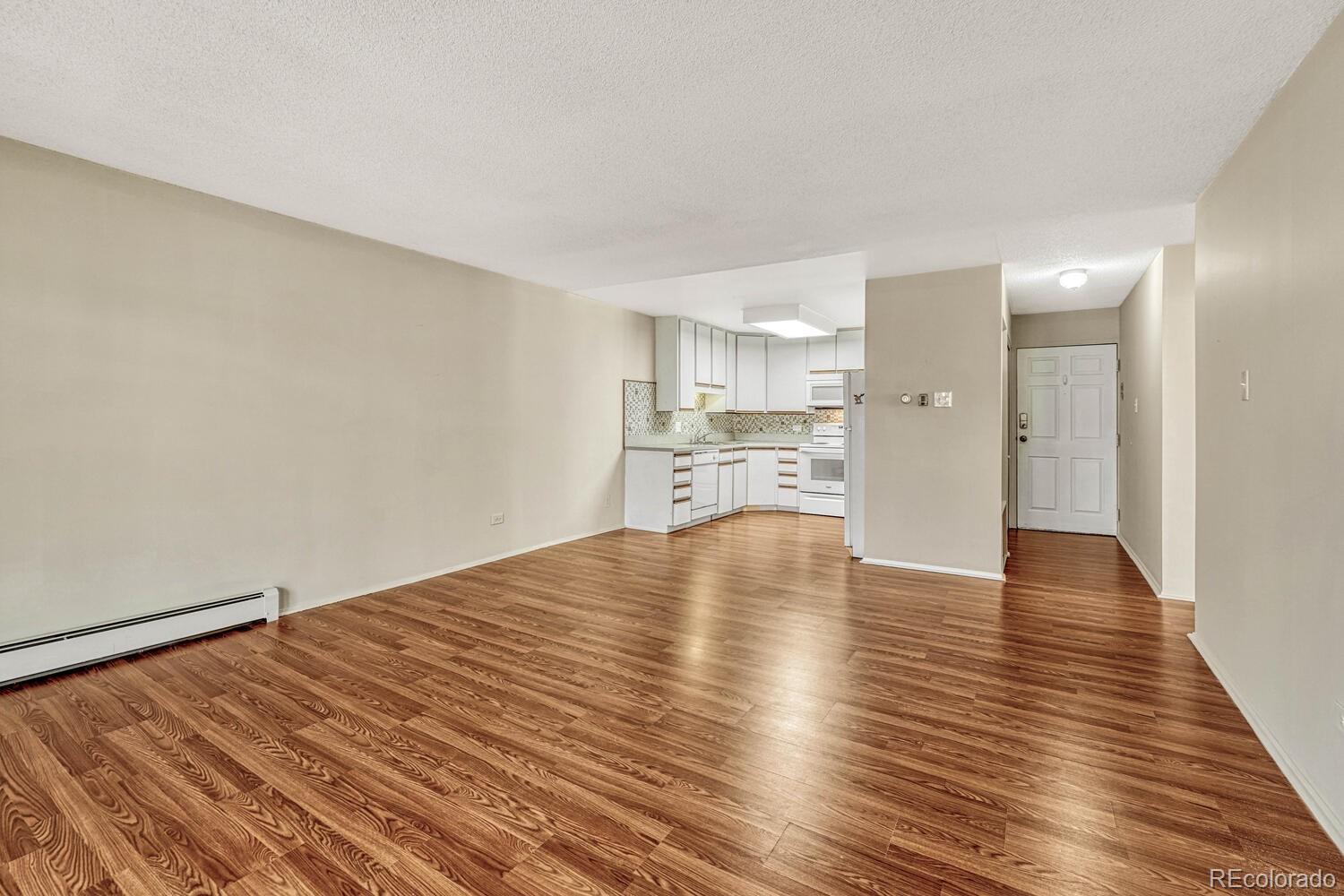 MLS Image #6 for 700 s alton way,denver, Colorado