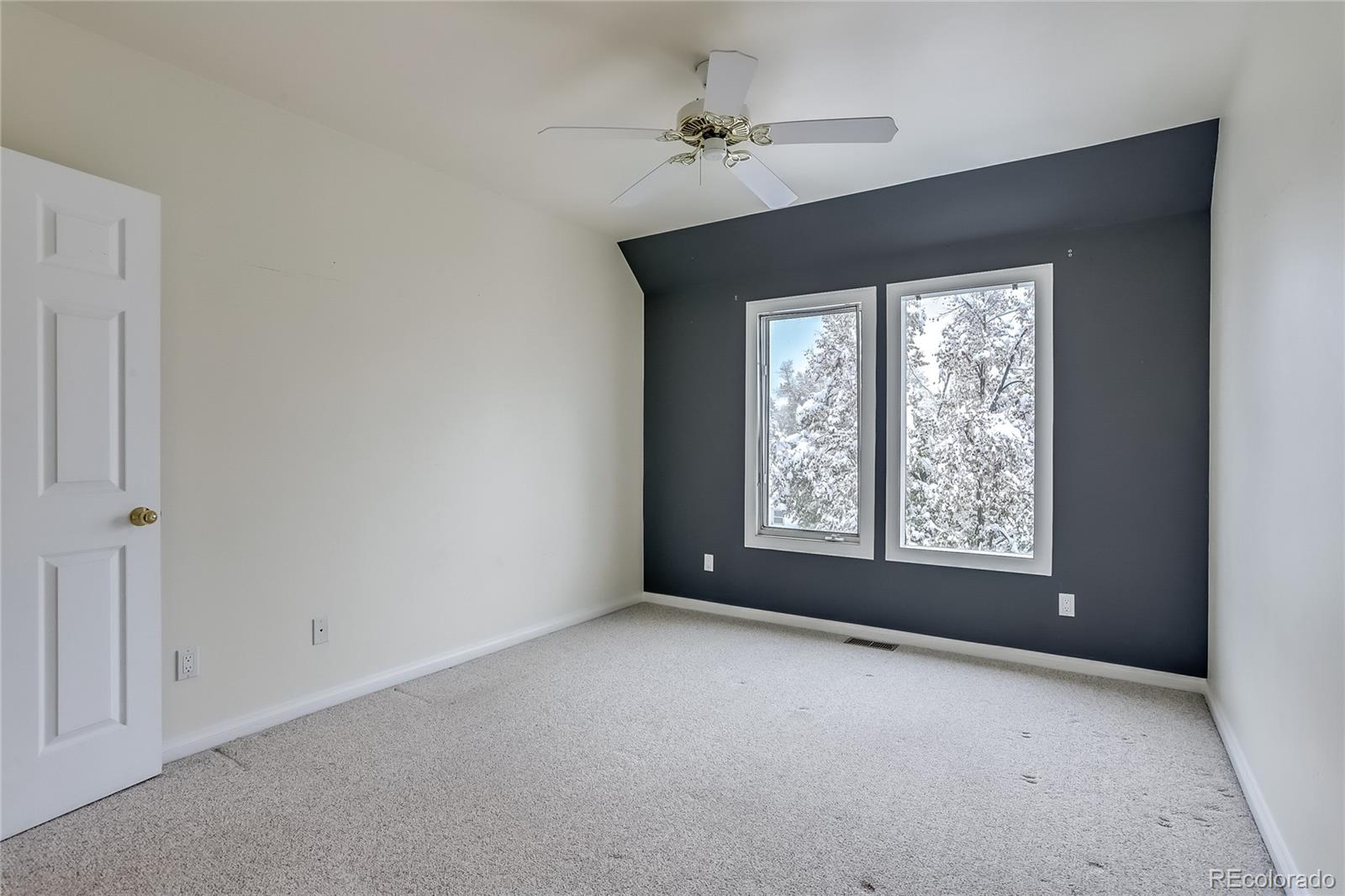 MLS Image #14 for 391 n ogden street,denver, Colorado