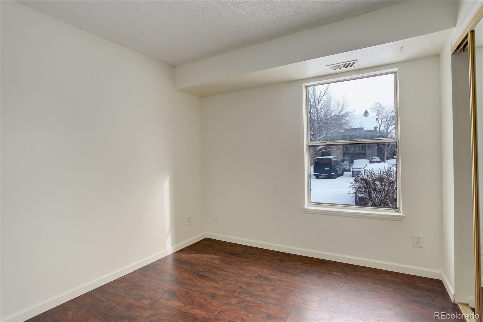 MLS Image #12 for 2575 s syracuse way,denver, Colorado