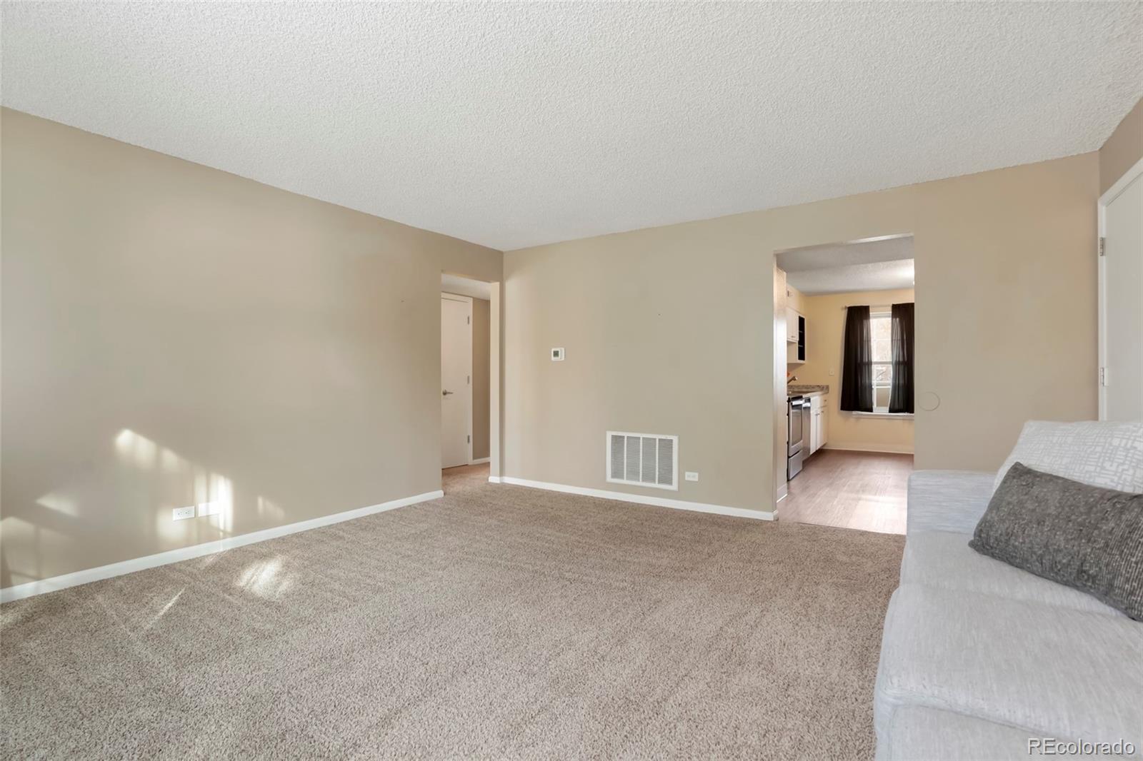MLS Image #4 for 3490 s akron street,denver, Colorado