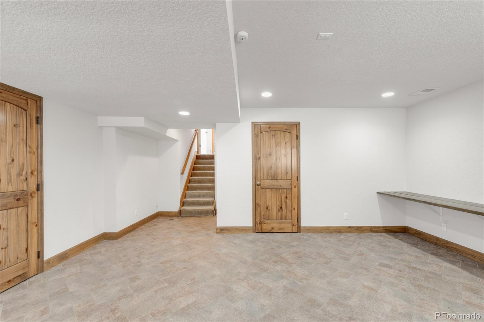 MLS Image #33 for 11937 w coal mine drive,littleton, Colorado