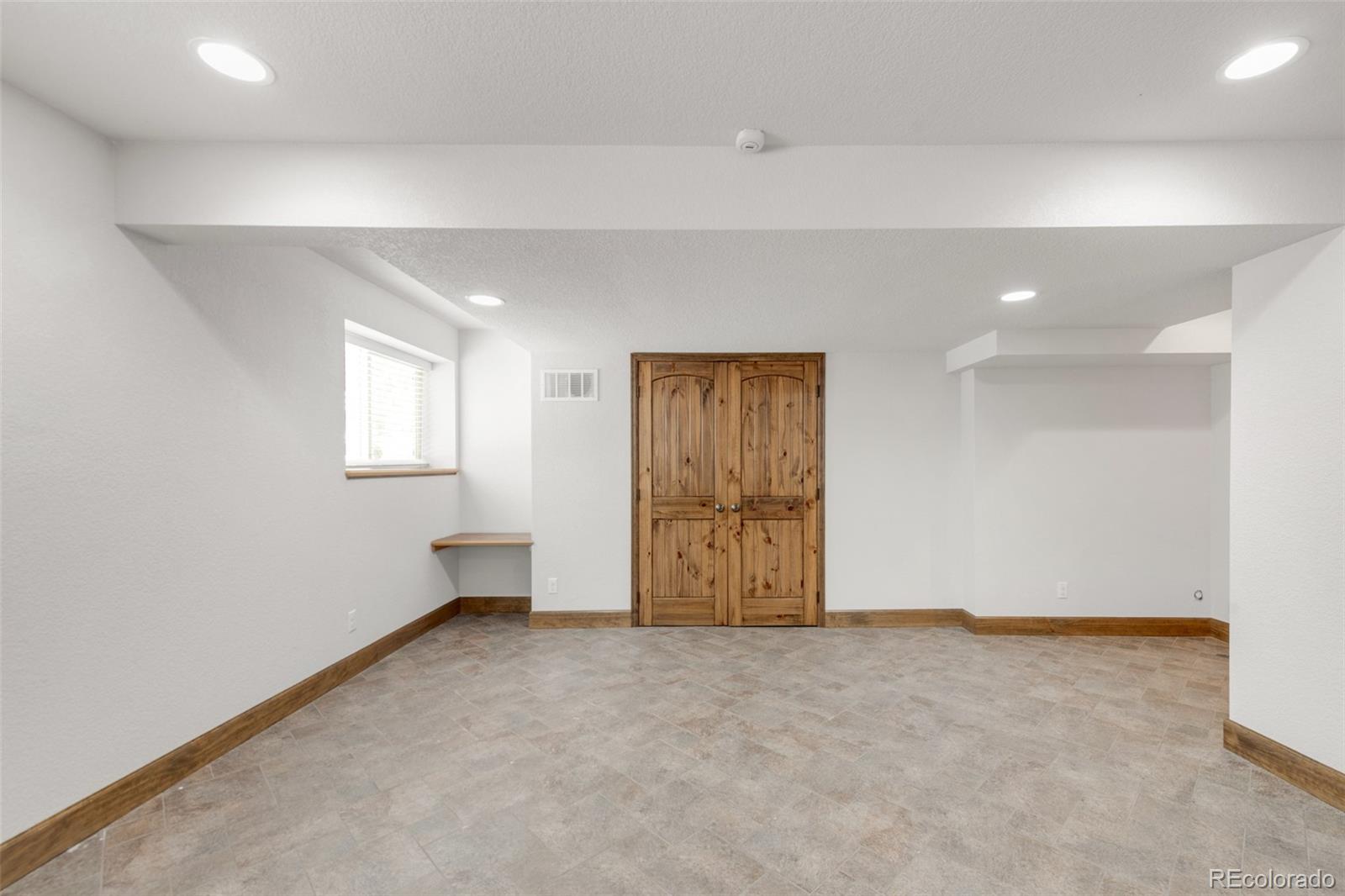 MLS Image #35 for 11937 w coal mine drive,littleton, Colorado