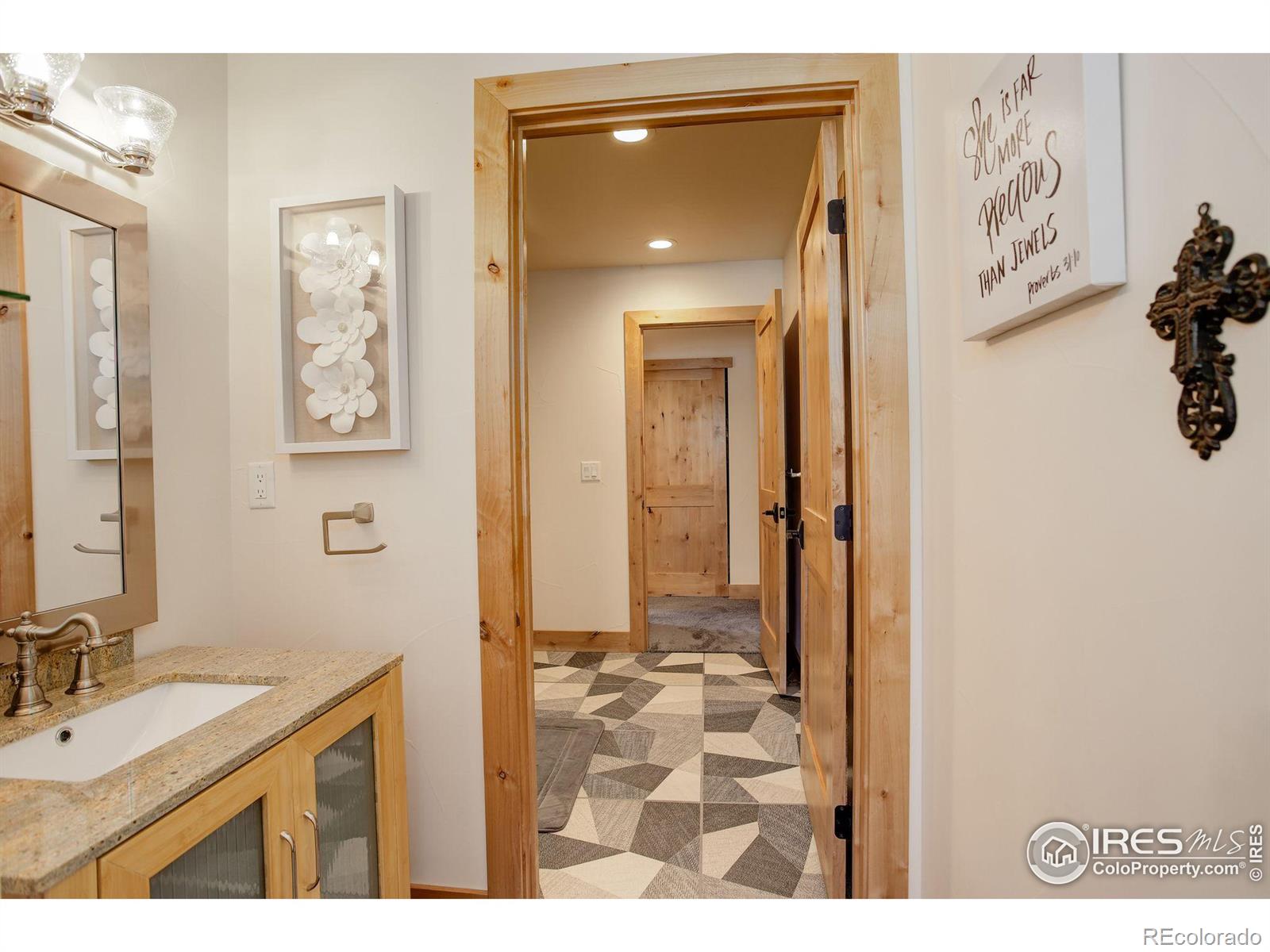 MLS Image #14 for 1919  3rd avenue,longmont, Colorado