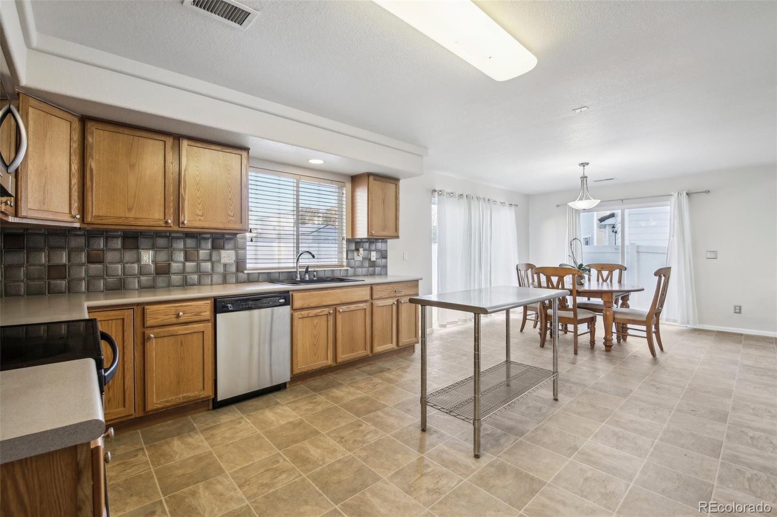 MLS Image #15 for 5258  biscay street,denver, Colorado