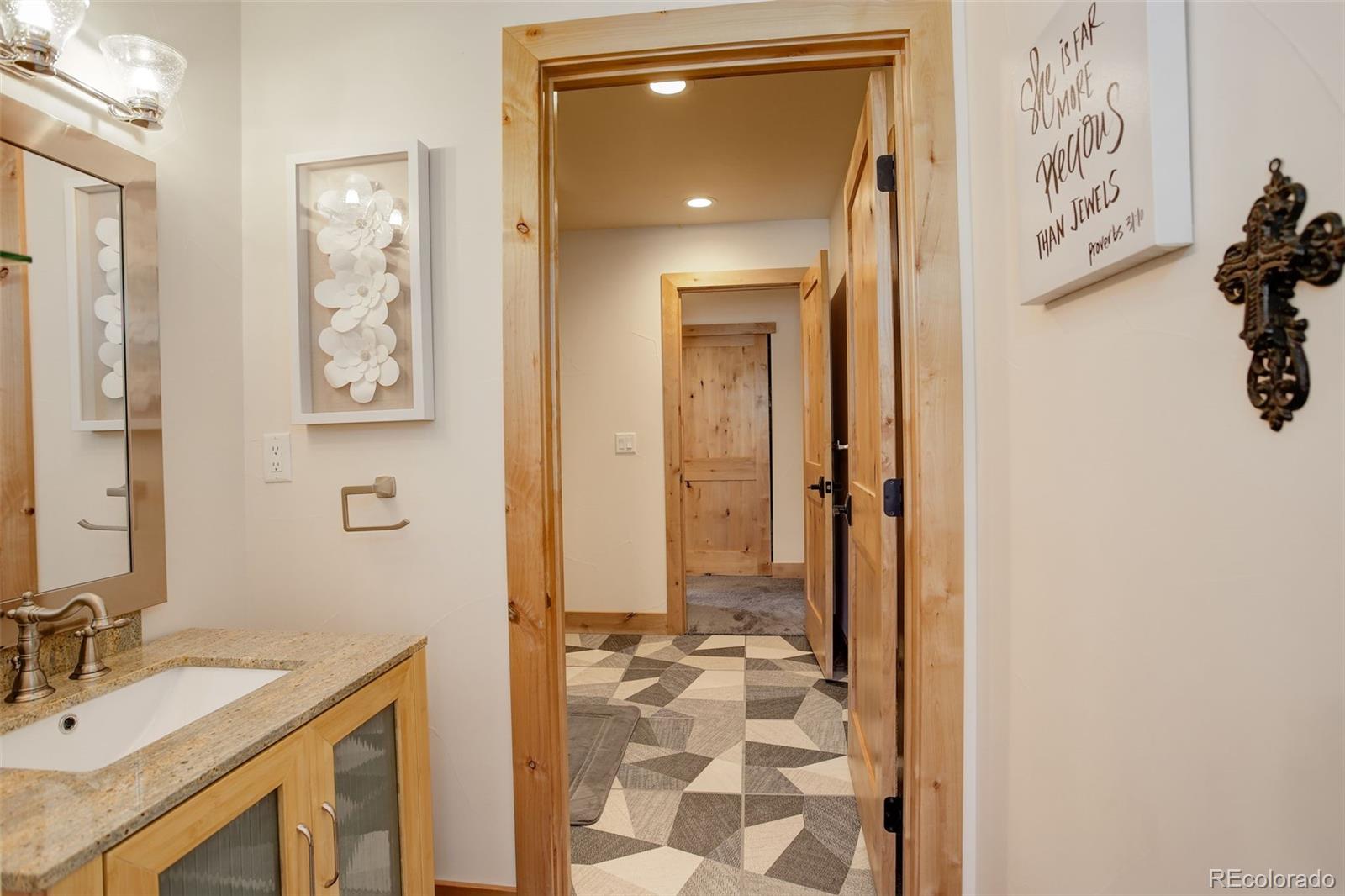 MLS Image #14 for 1919  3rd avenue,longmont, Colorado