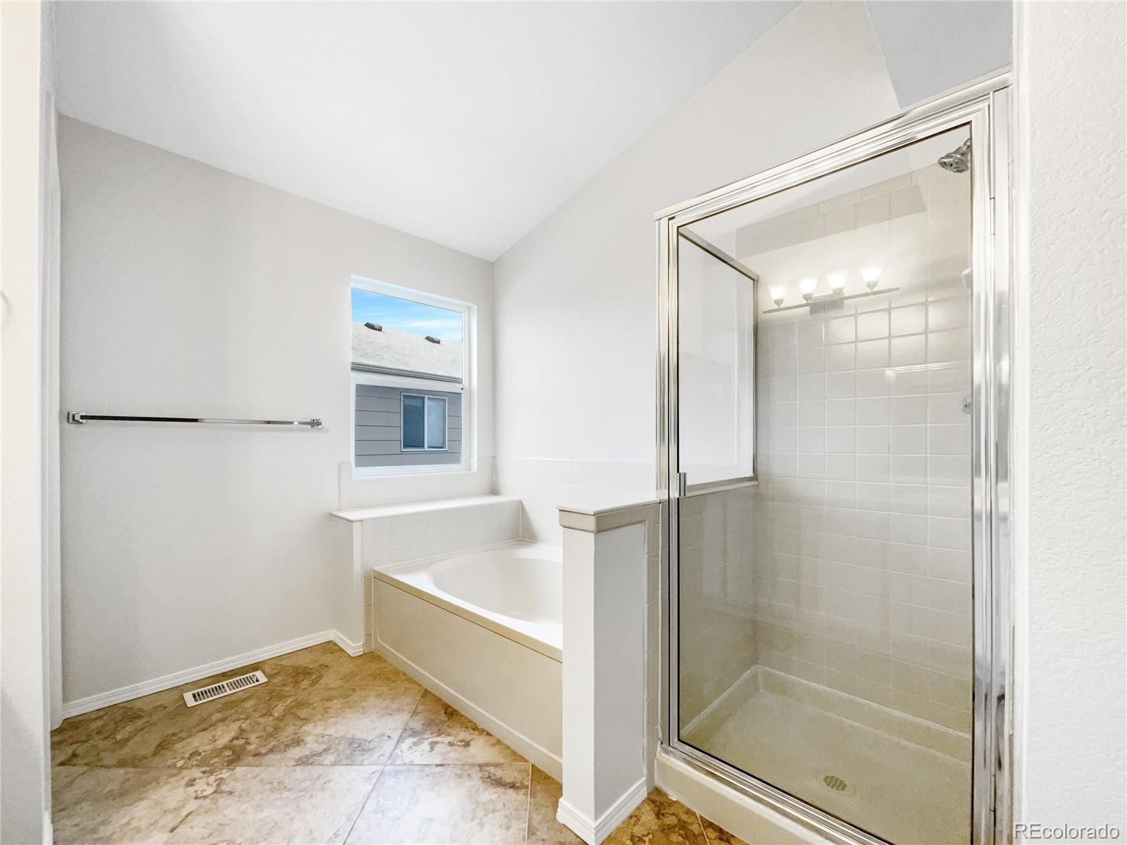 MLS Image #23 for 1912  dakota court,fort collins, Colorado