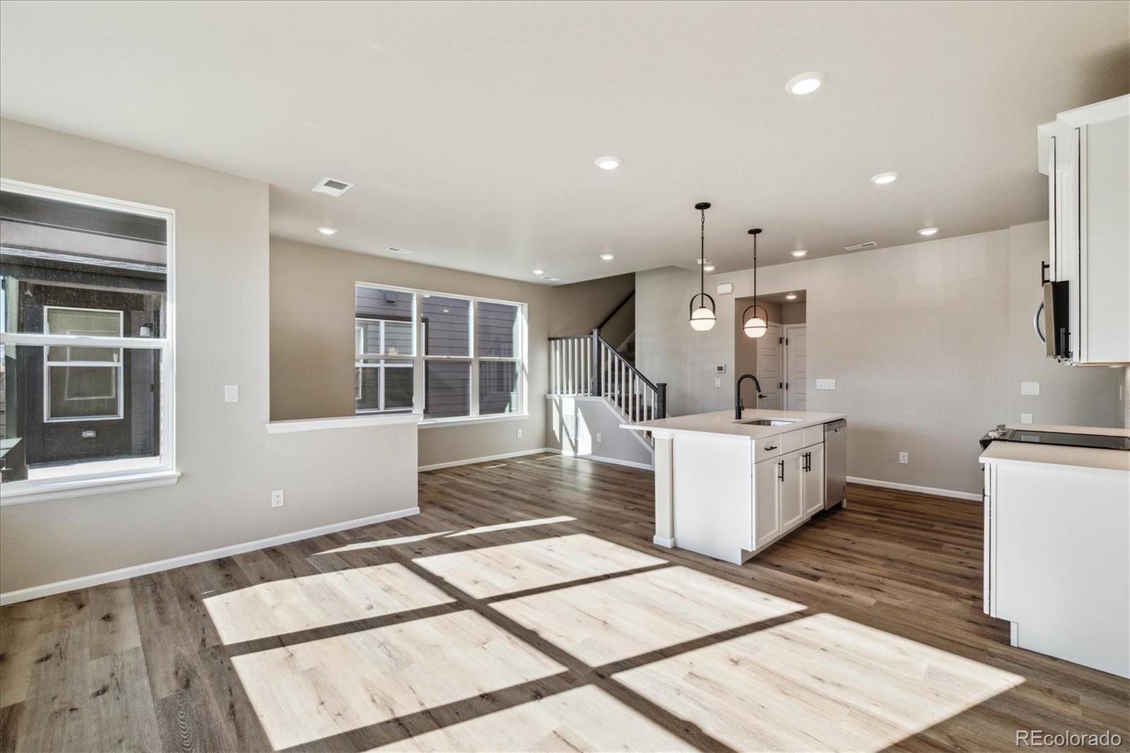 MLS Image #10 for 9466 w 58th circle,arvada, Colorado