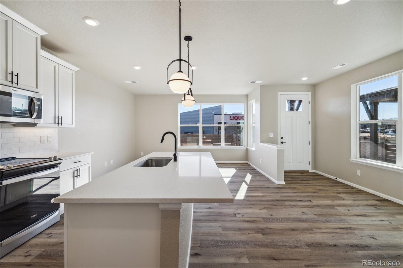 MLS Image #15 for 9466 w 58th circle,arvada, Colorado