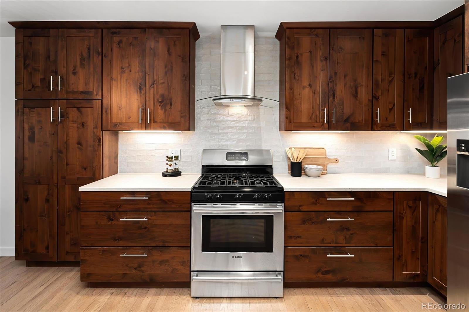 MLS Image #17 for 1326 s clayton street,denver, Colorado