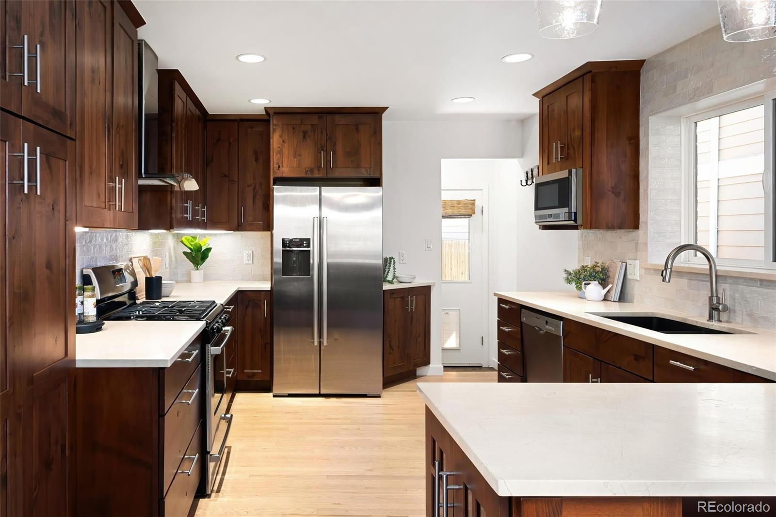 MLS Image #3 for 1326 s clayton street,denver, Colorado