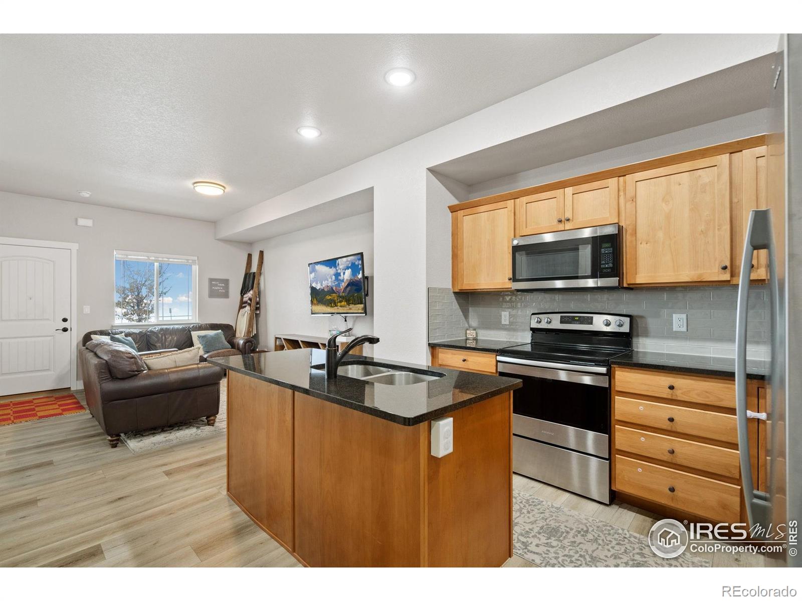 MLS Image #6 for 1760  westward circle,eaton, Colorado