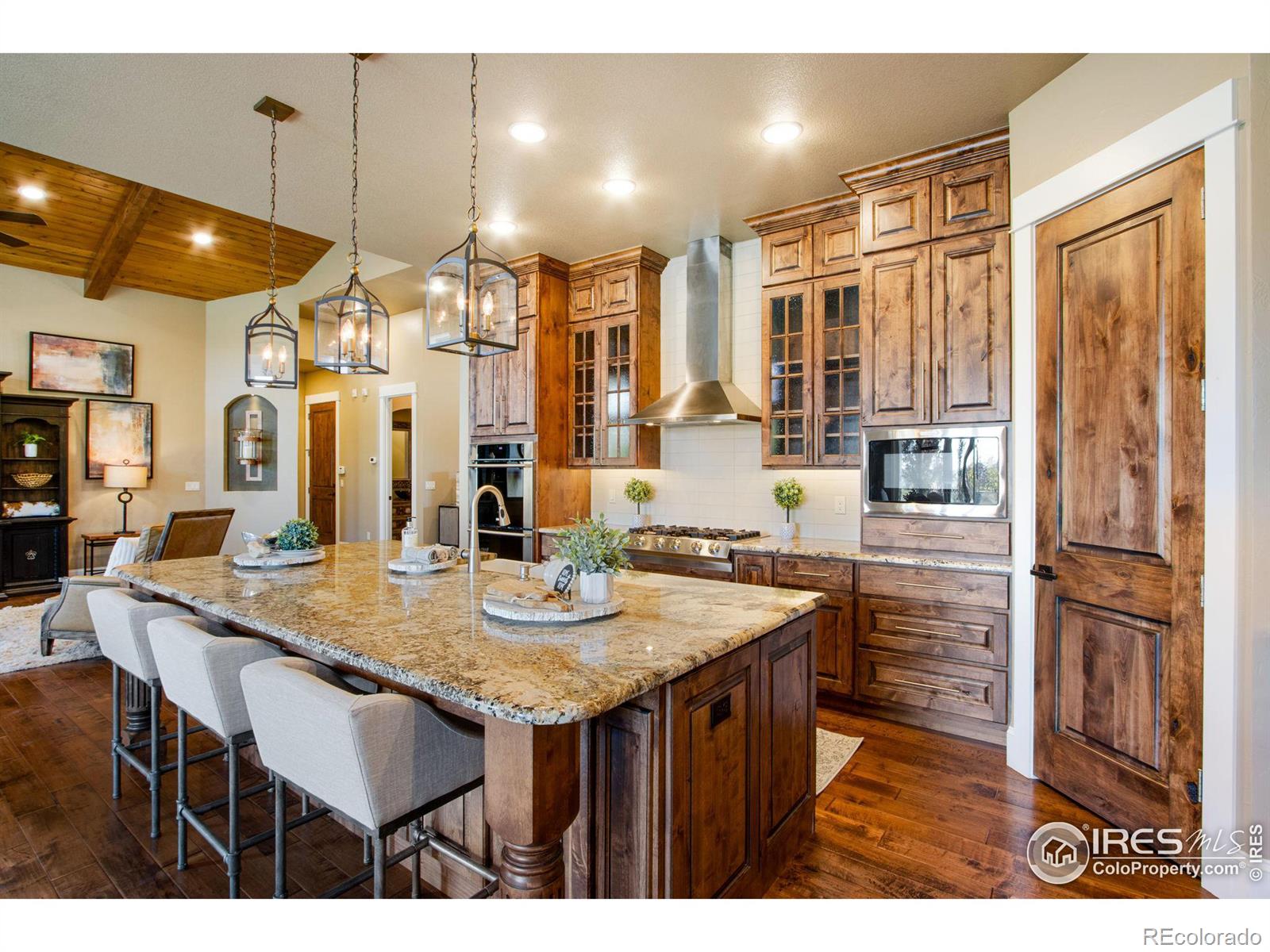 MLS Image #4 for 3946  ridgeline drive,timnath, Colorado