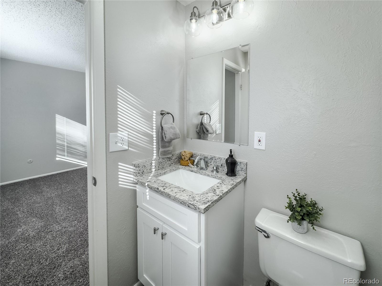 MLS Image #20 for 3367 s helena street,aurora, Colorado