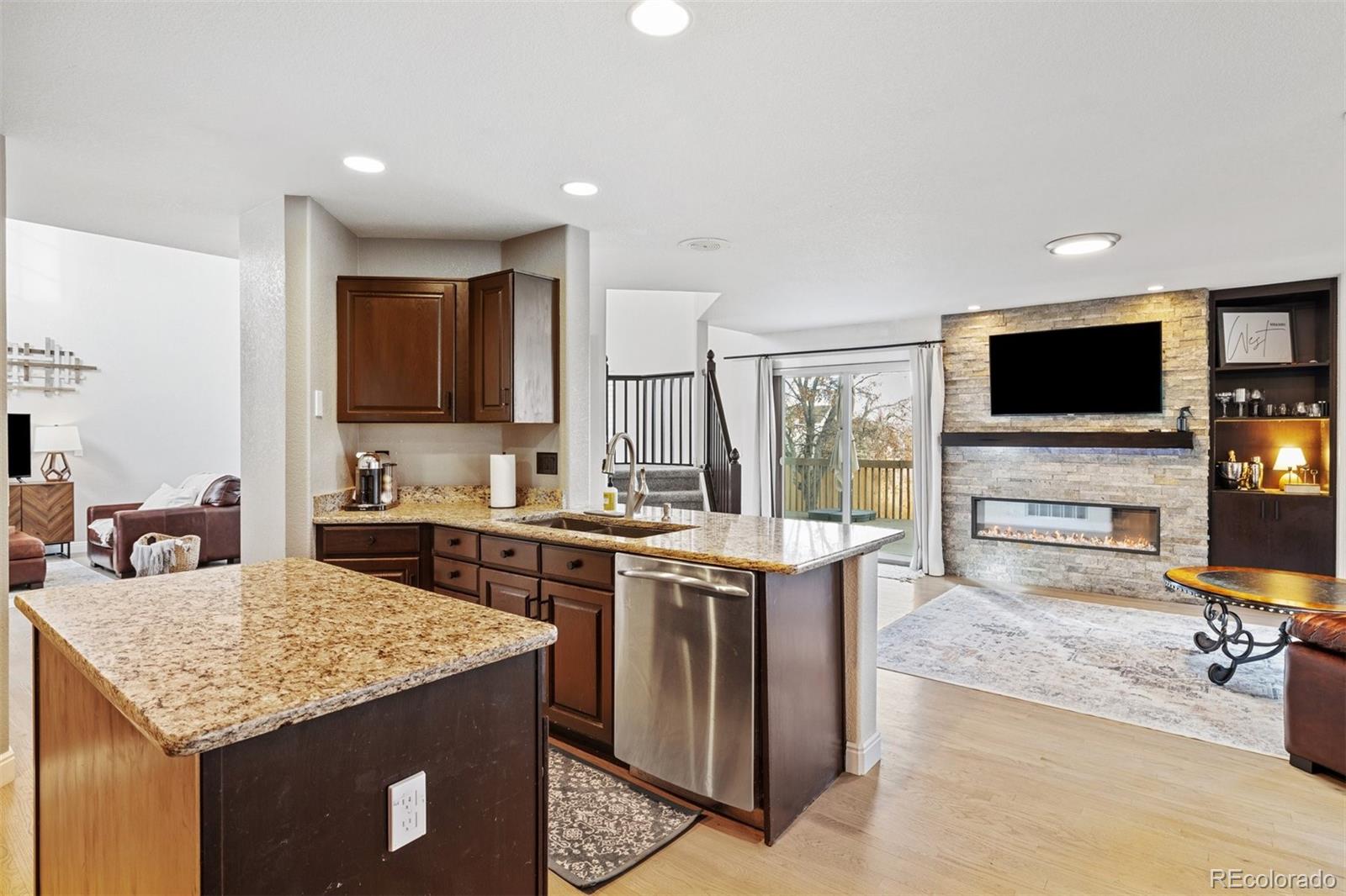 MLS Image #11 for 3908 s lisbon way,aurora, Colorado