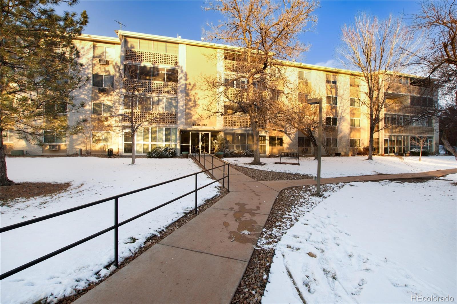 MLS Image #19 for 3144 s wheeling way,aurora, Colorado