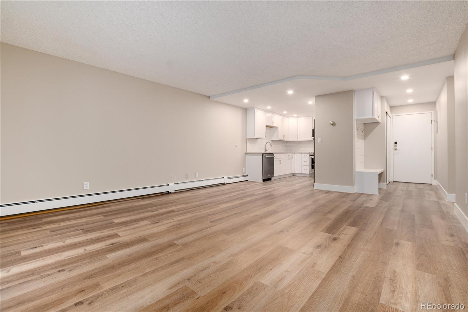 MLS Image #6 for 3144 s wheeling way,aurora, Colorado