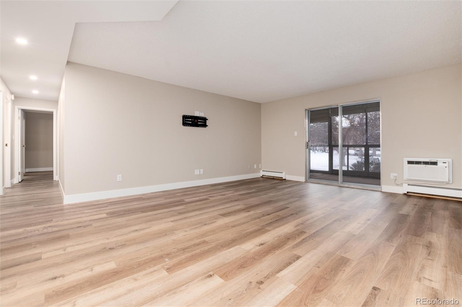MLS Image #8 for 3144 s wheeling way,aurora, Colorado