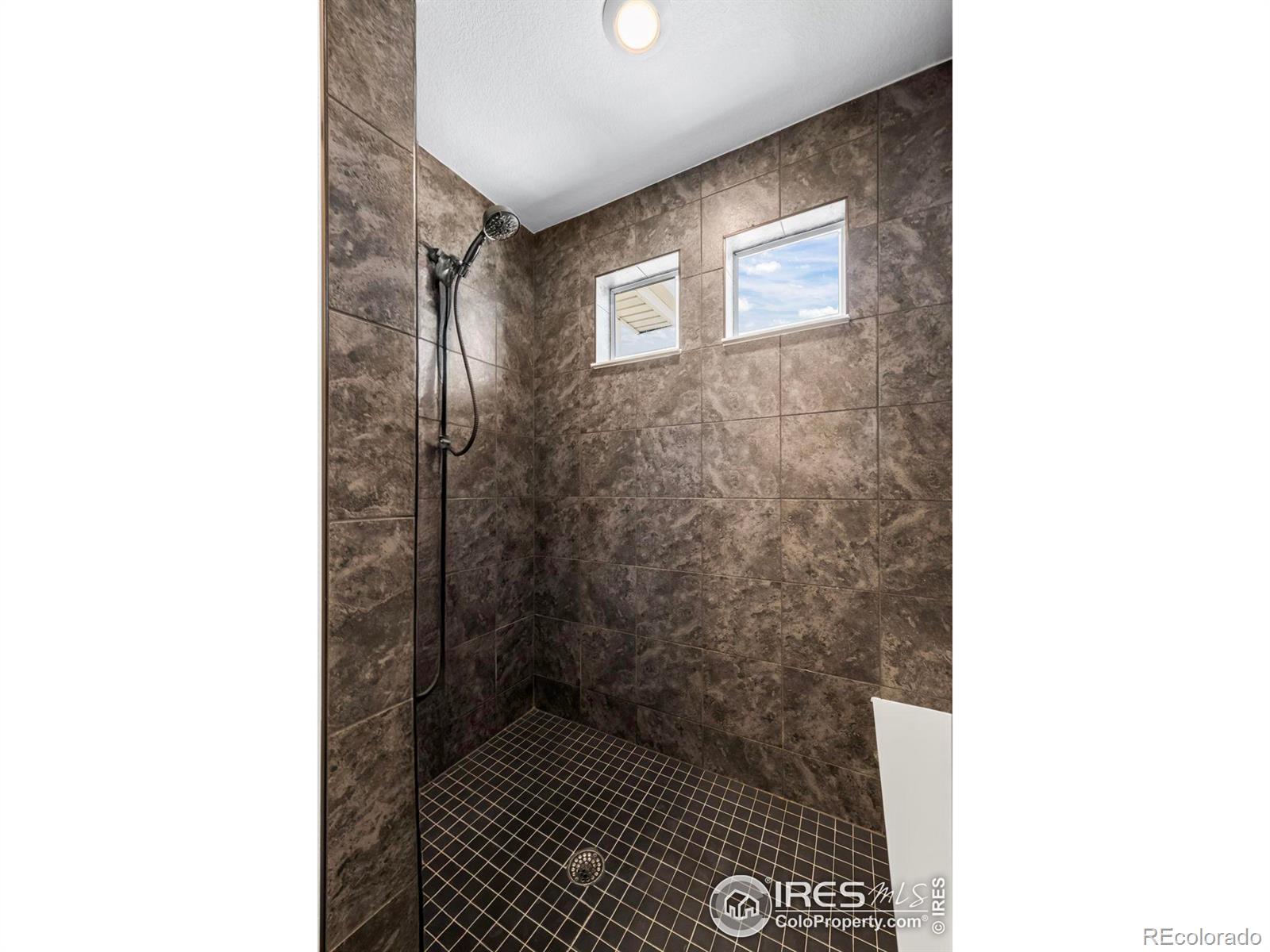 MLS Image #28 for 10315  rifle court,commerce city, Colorado