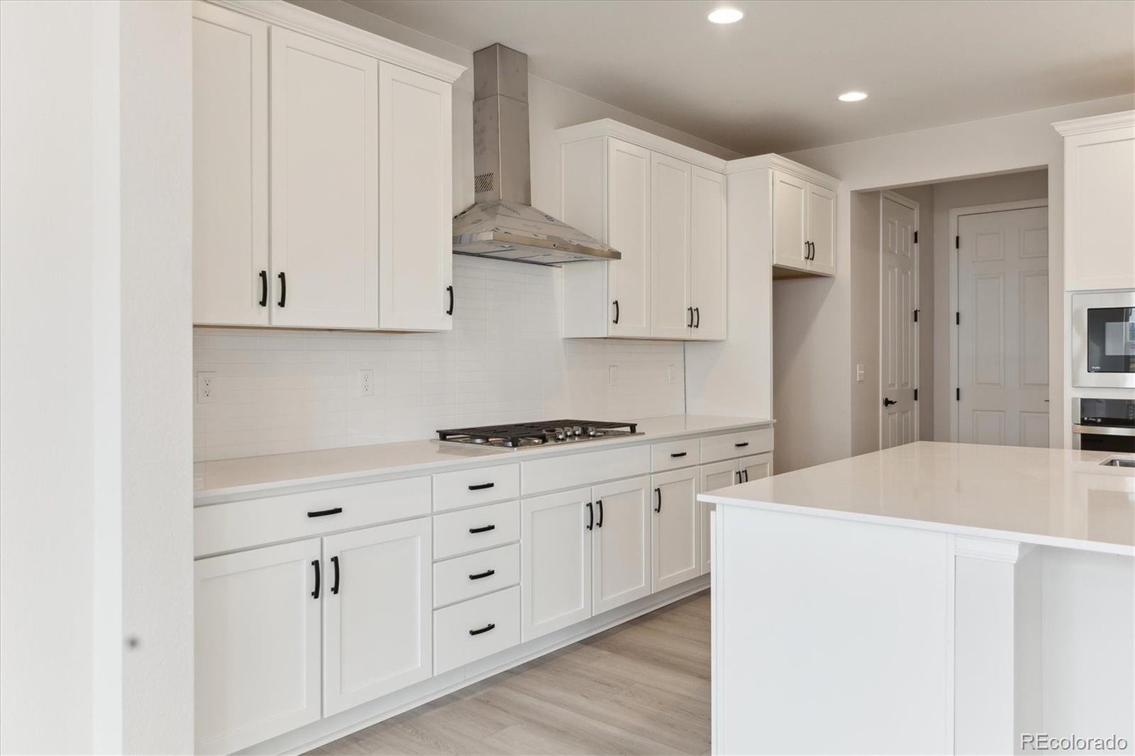 MLS Image #10 for 3812 n elk street,aurora, Colorado
