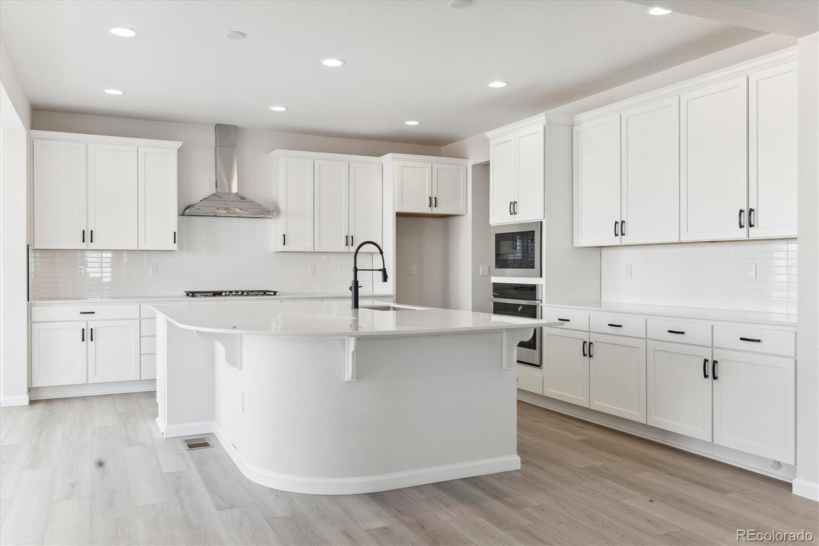 MLS Image #7 for 3812 n elk street,aurora, Colorado