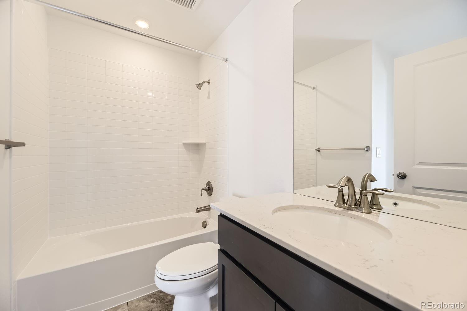 MLS Image #9 for 39873  penn road,elizabeth, Colorado