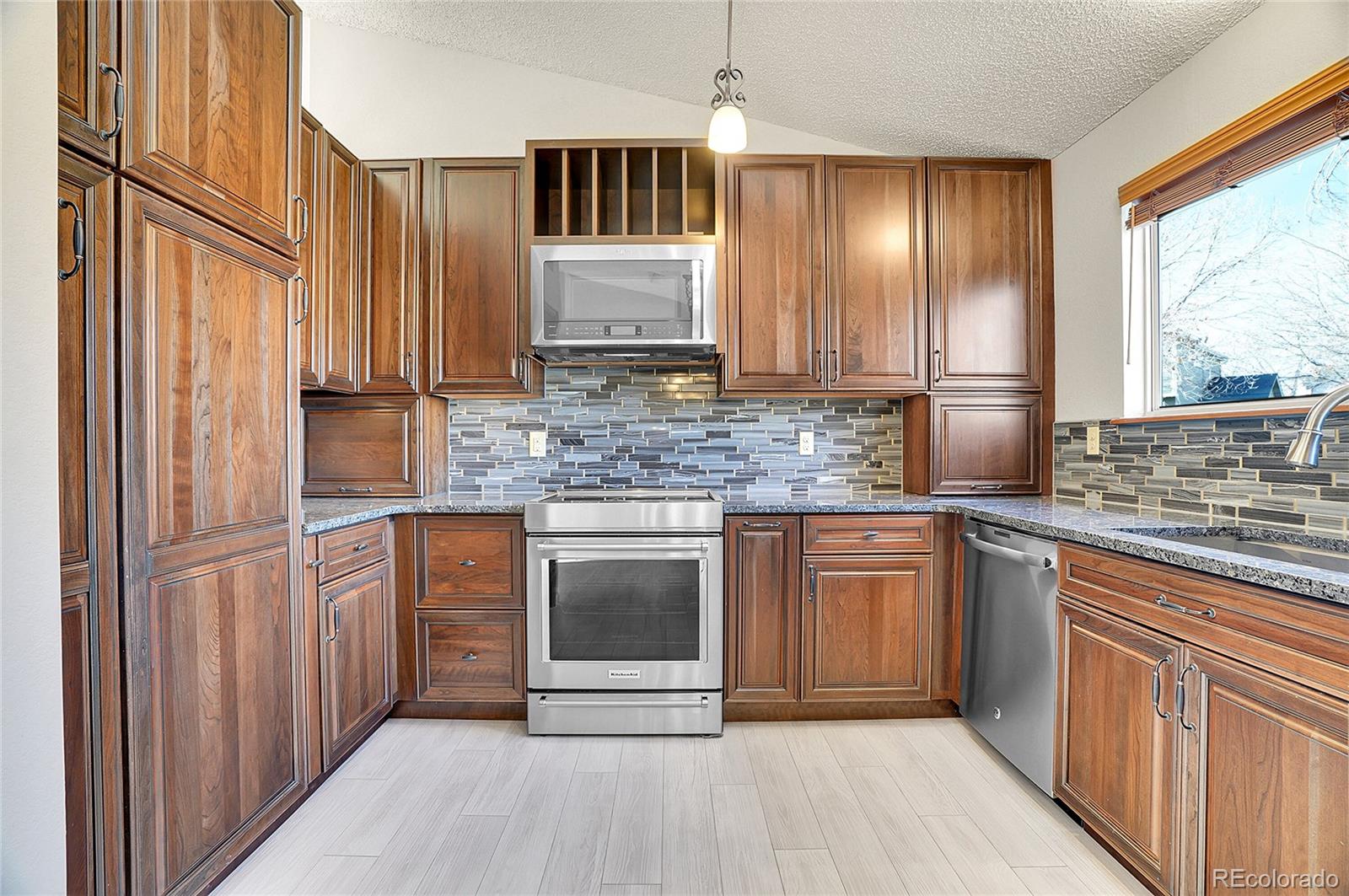 MLS Image #3 for 3325  gold court,broomfield, Colorado