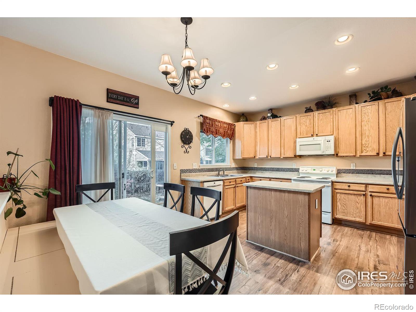 MLS Image #10 for 1028  morning dove drive,longmont, Colorado