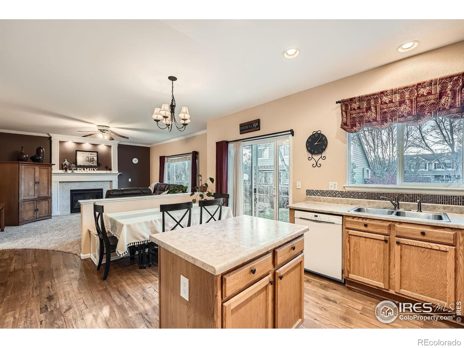 MLS Image #8 for 1028  morning dove drive,longmont, Colorado