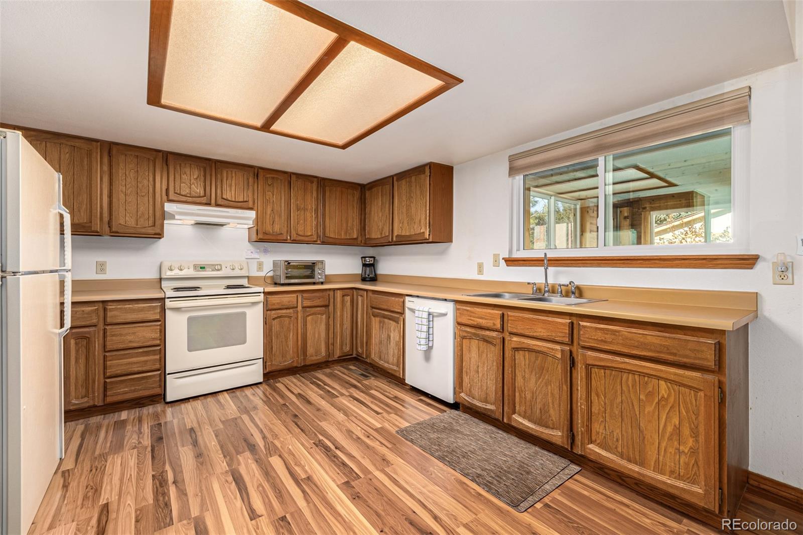 MLS Image #15 for 14873 e warren avenue,aurora, Colorado