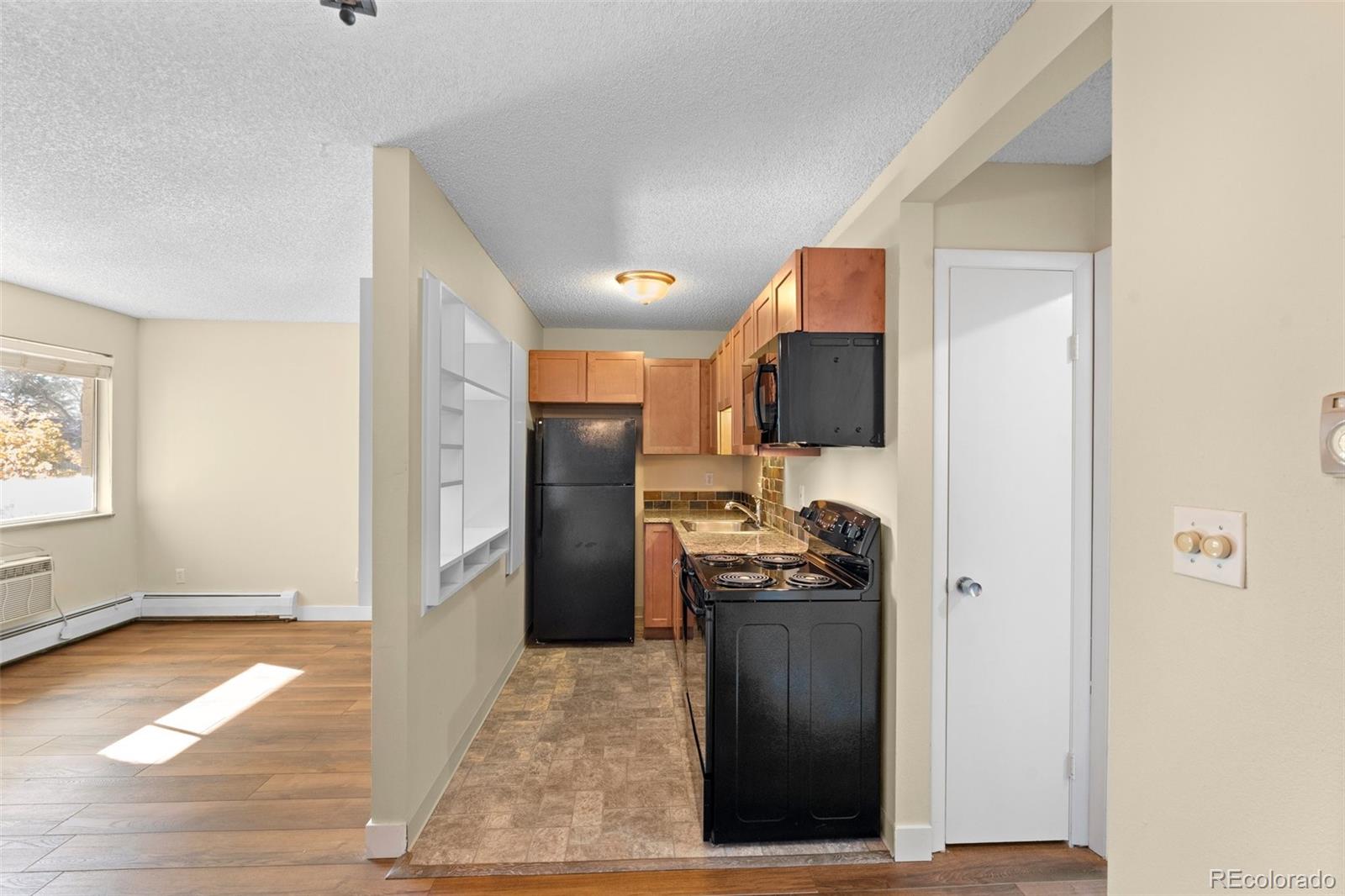 MLS Image #9 for 5995 e iliff avenue,denver, Colorado