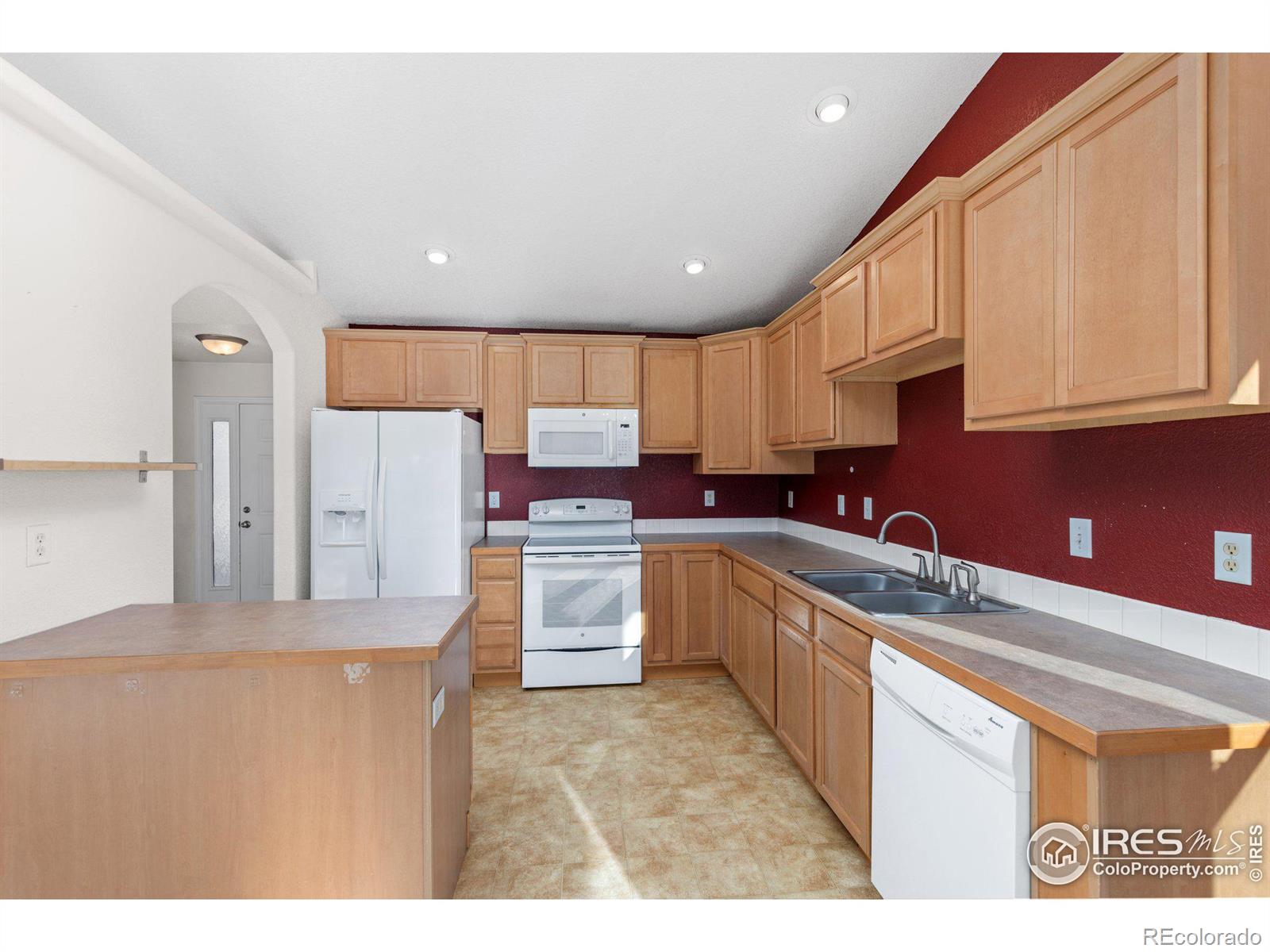 MLS Image #9 for 3315  laguna street,evans, Colorado