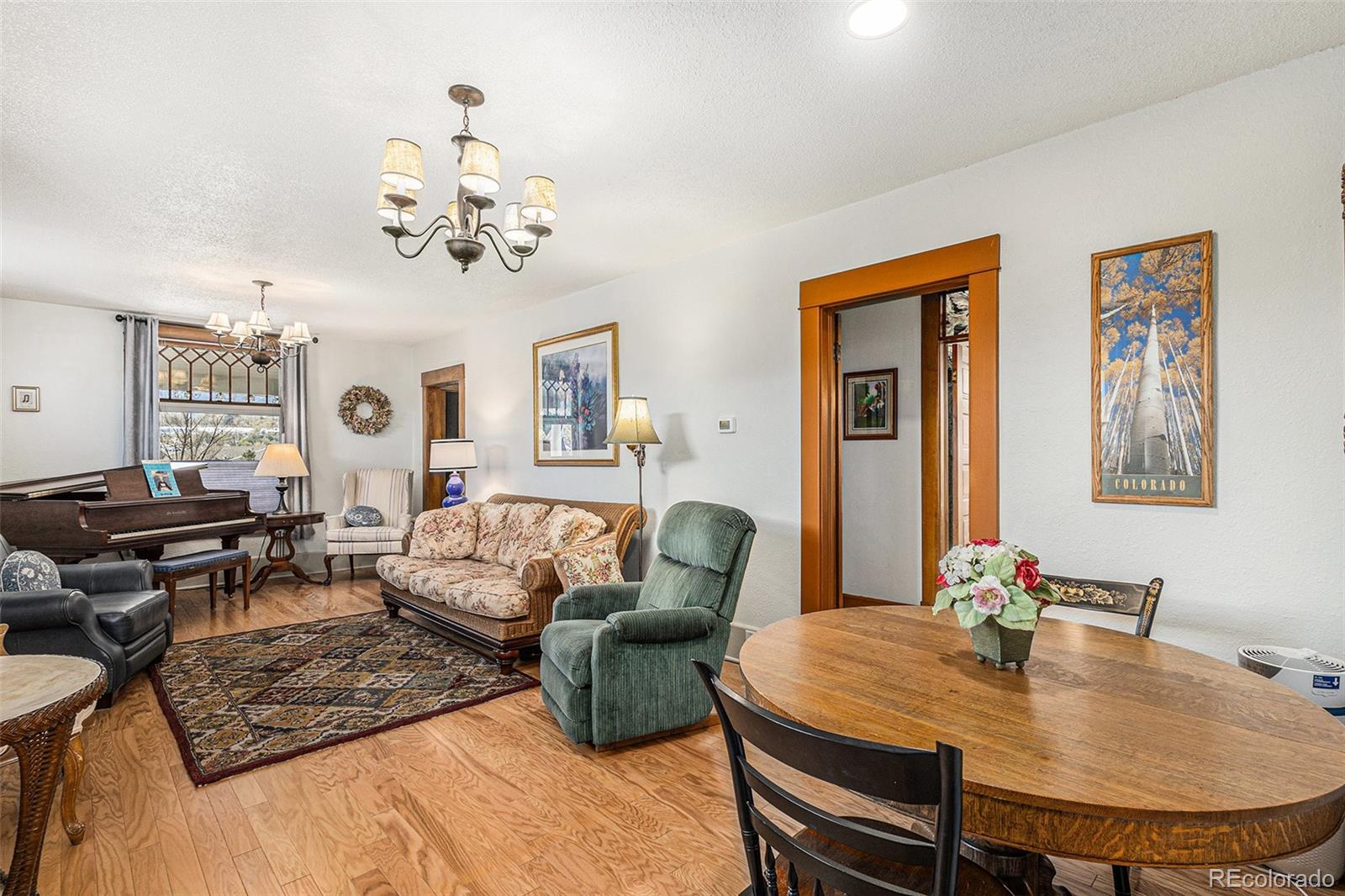 MLS Image #5 for 924 w cucharras street,colorado springs, Colorado