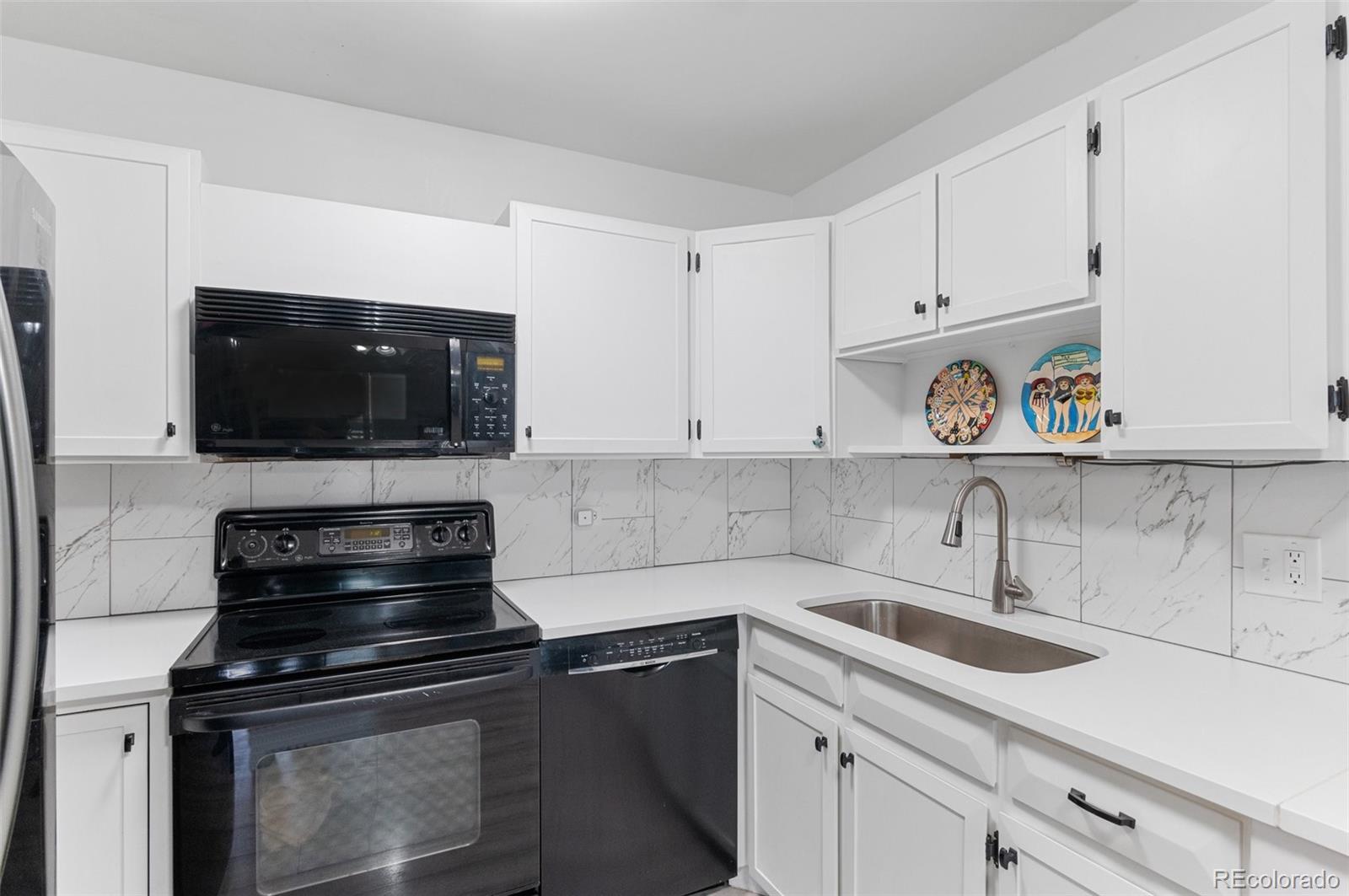 MLS Image #3 for 595 s alton way,denver, Colorado
