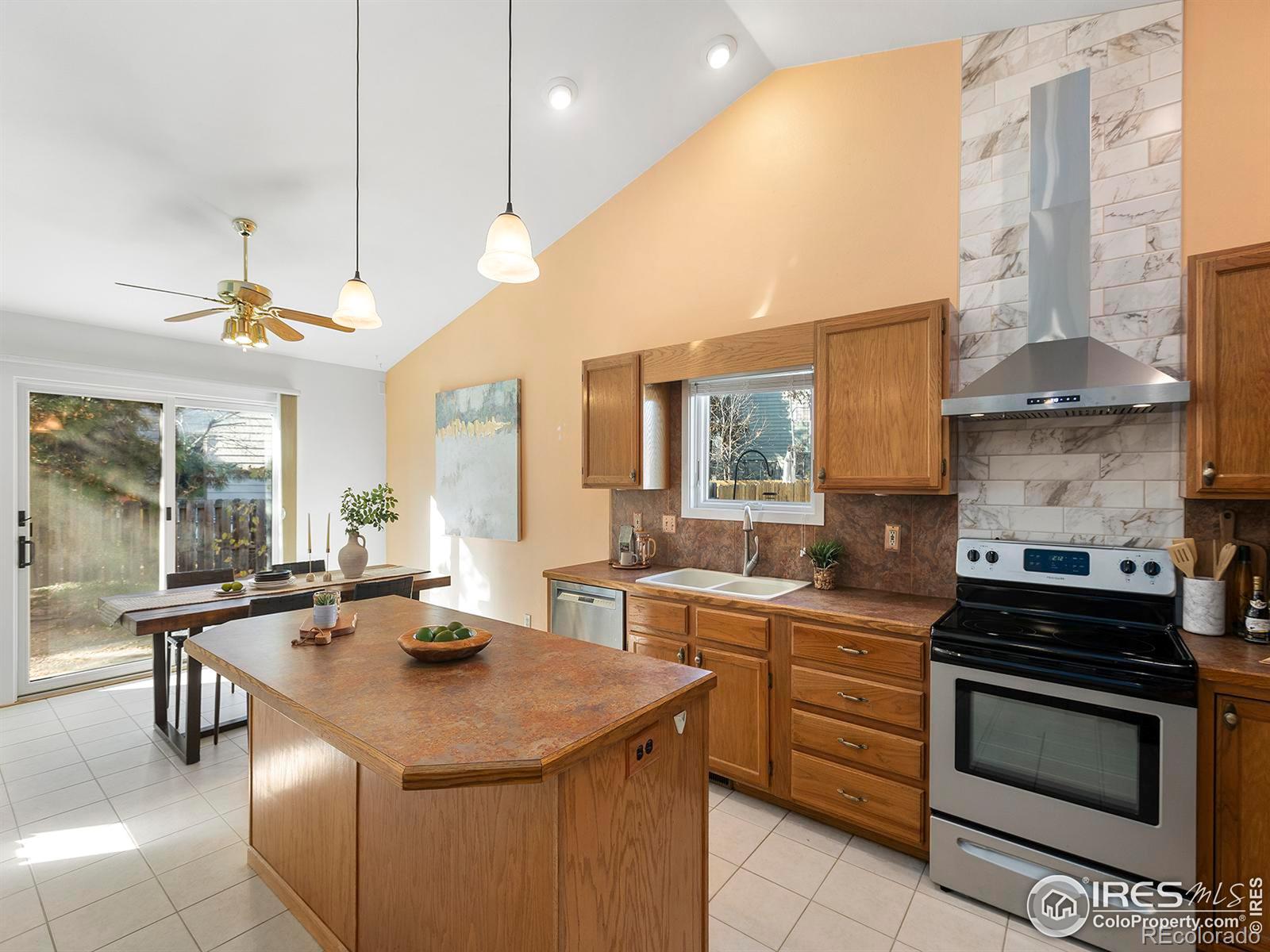 MLS Image #6 for 4501  graham court,loveland, Colorado