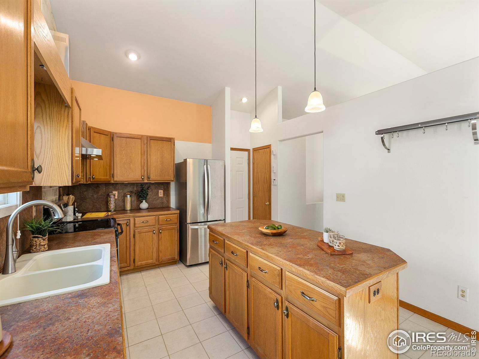 MLS Image #8 for 4501  graham court,loveland, Colorado