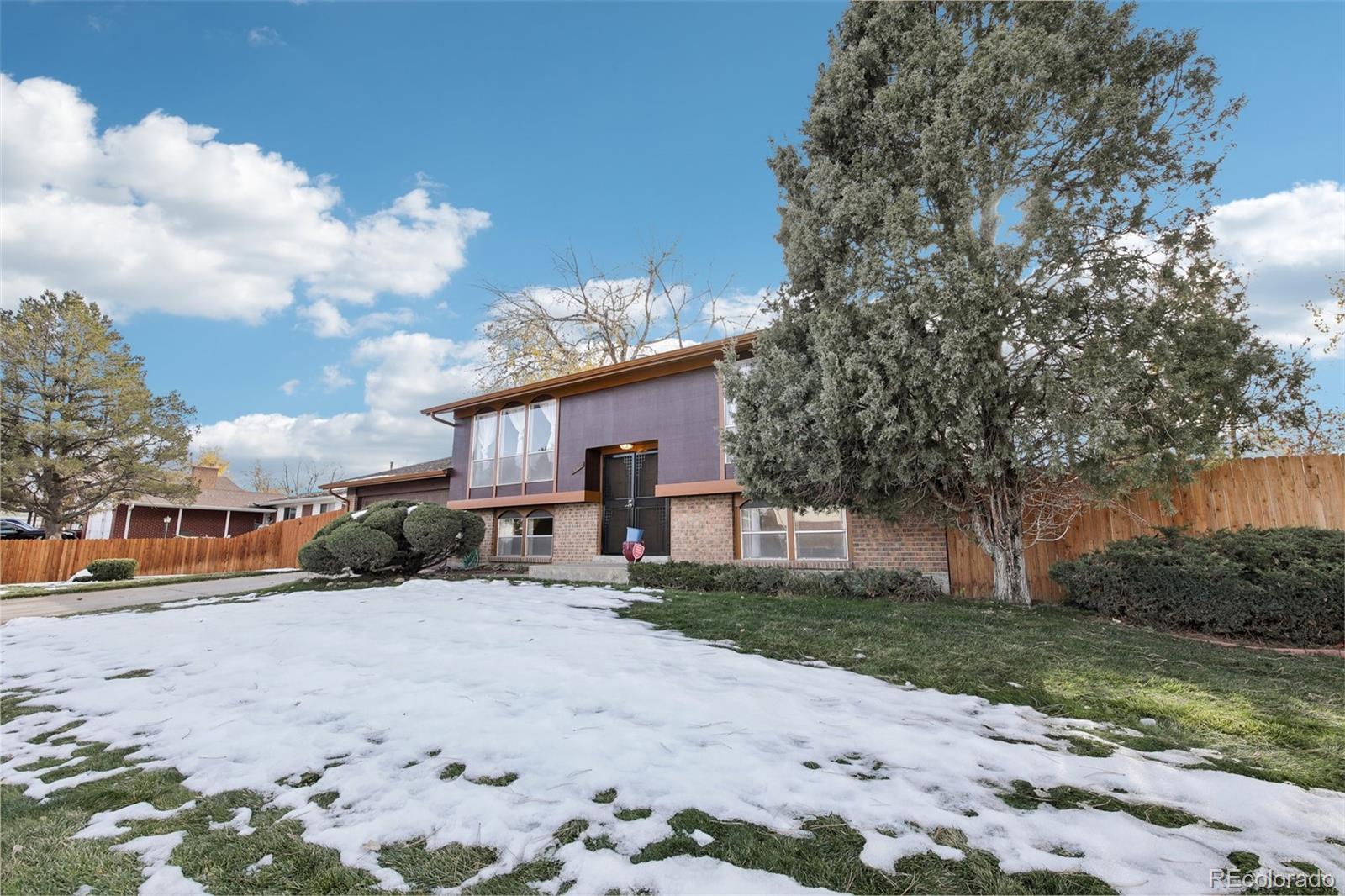 MLS Image #4 for 13300  andrews drive,denver, Colorado